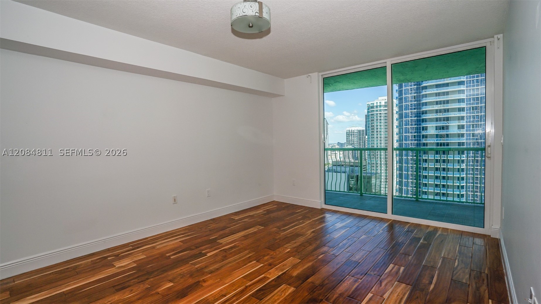 image The Club at Brickell Bay7