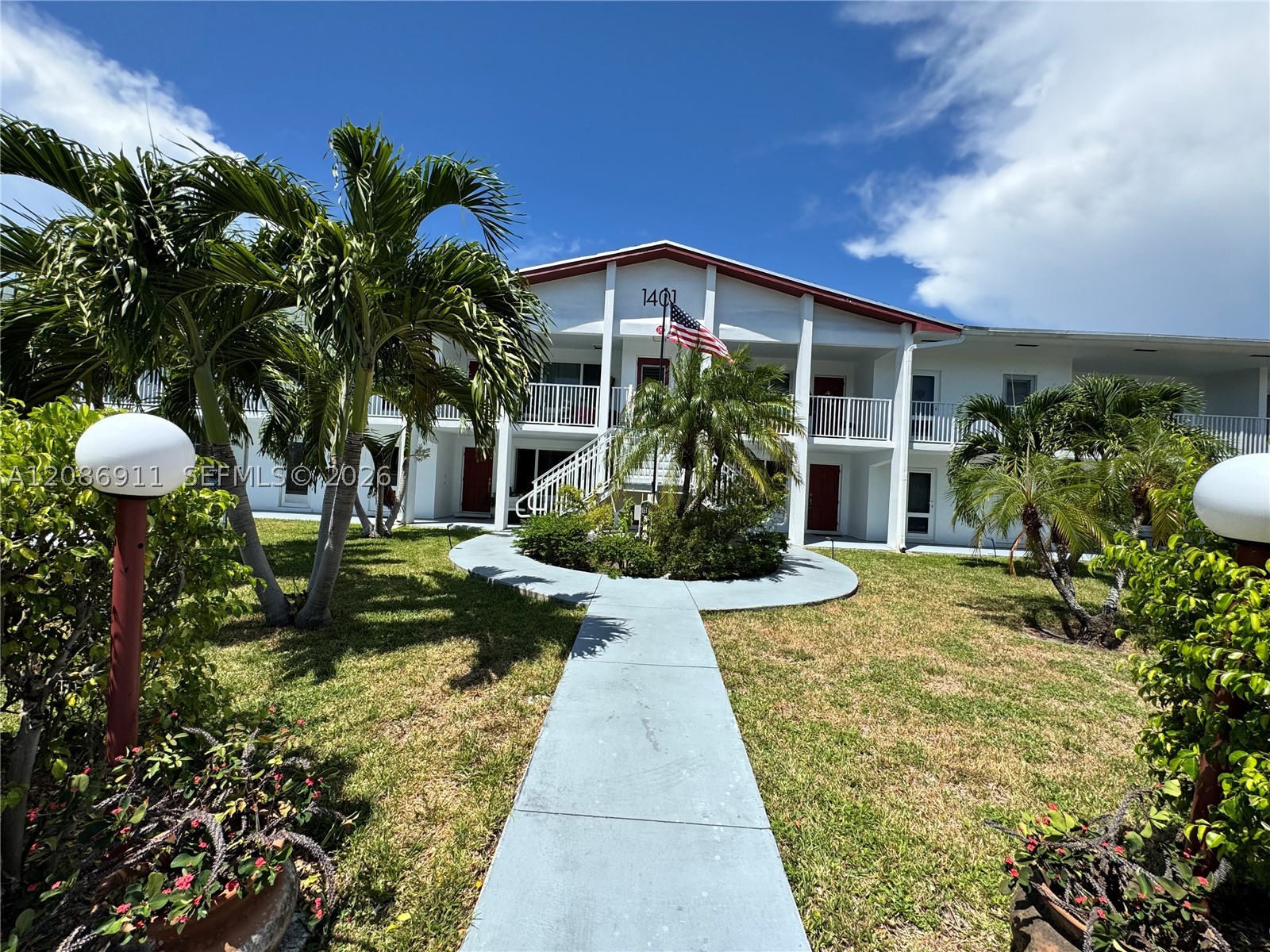 1401 SE 7th Ave #15