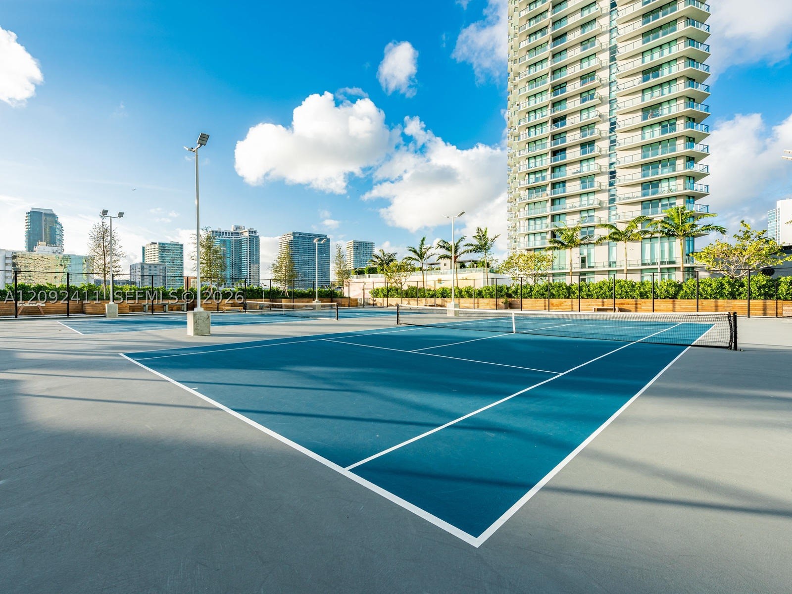 650 NE 32th #3302 Miami, FL 33137