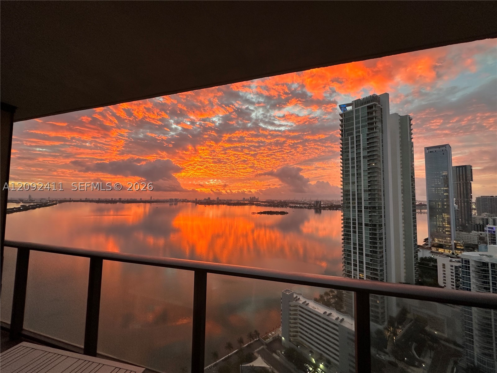 650 NE 32th #3302 Miami, FL 33137