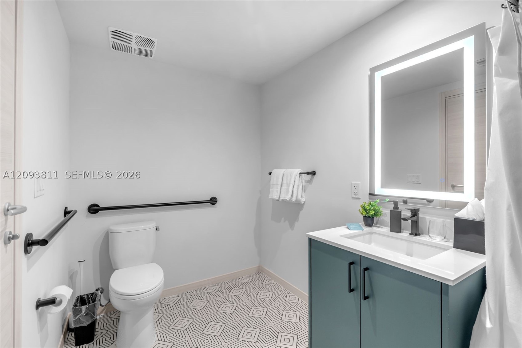 4220 Laguna #603 Coral Gables, FL 33146