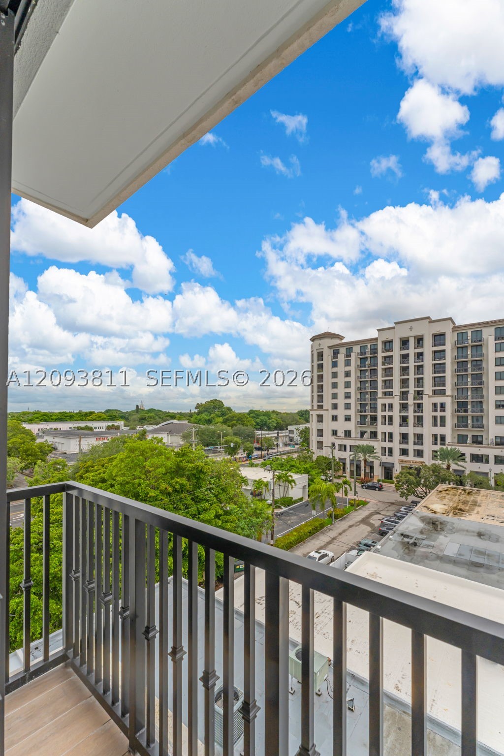 4220 Laguna #603 Coral Gables, FL 33146