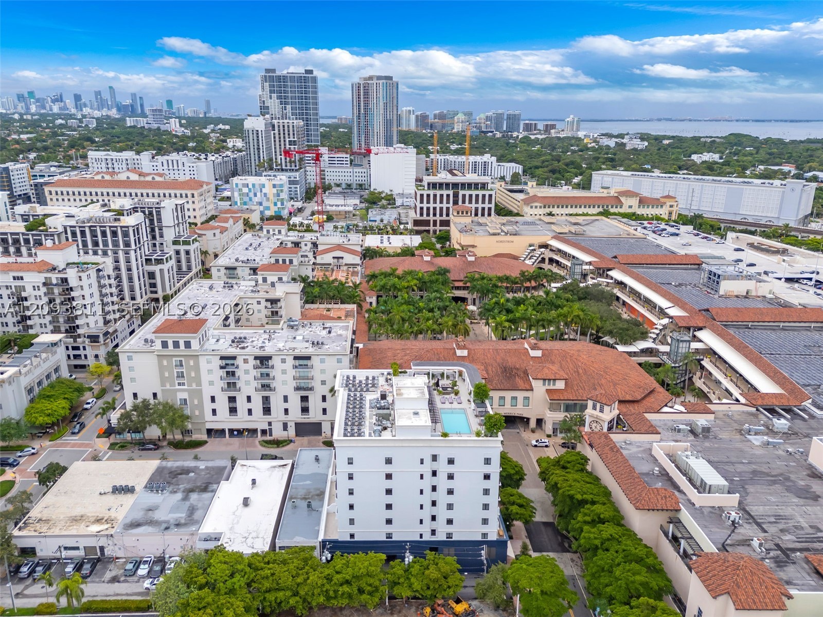 4220 Laguna #603 Coral Gables, FL 33146
