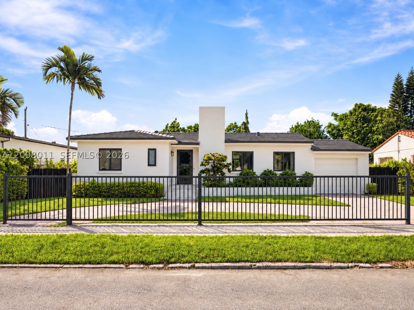 2350 SW 25th Ter Miami, FL 33133