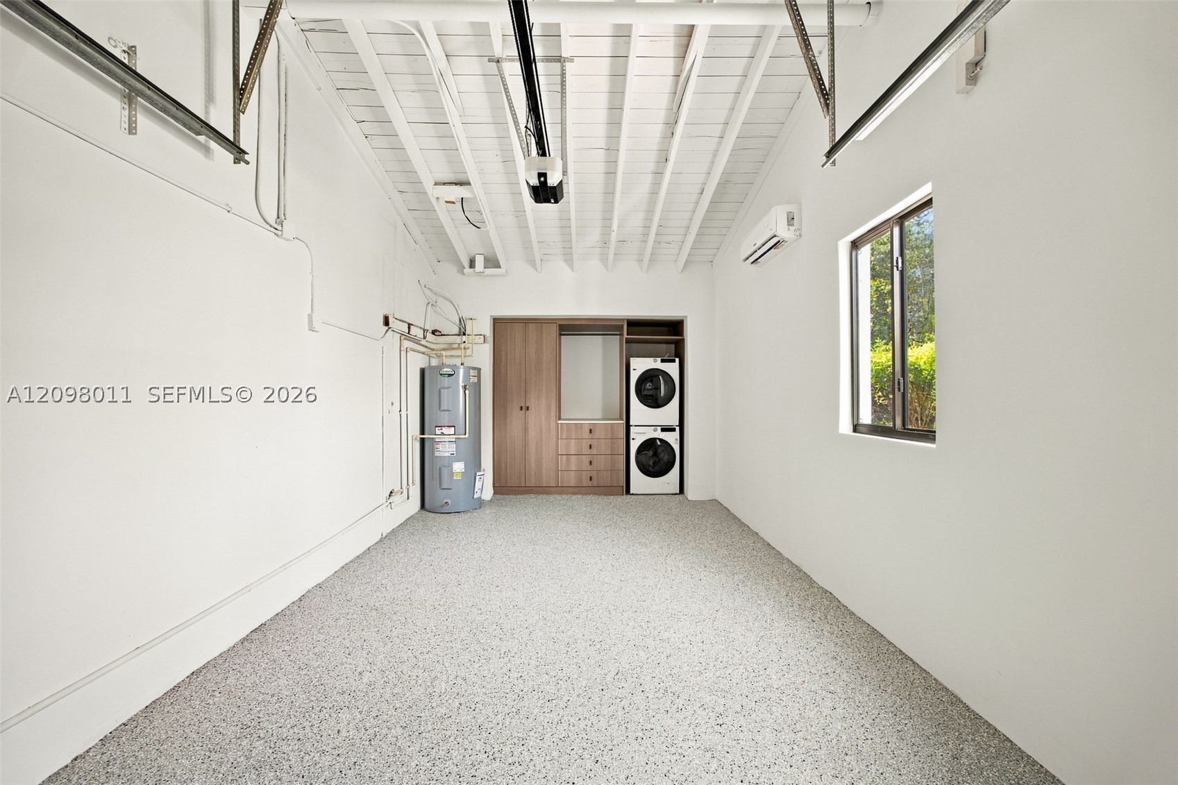 2350 SW 25th Ter Miami, FL 33133