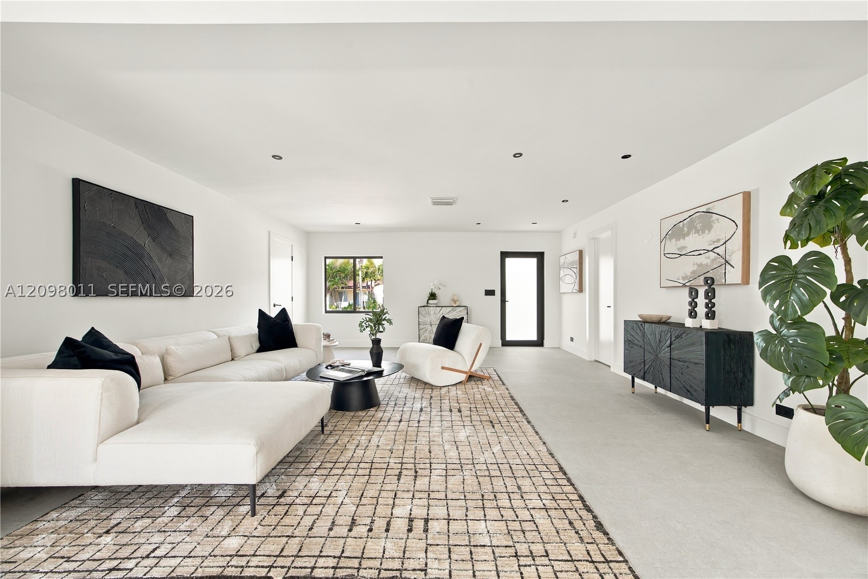 2350 SW 25th Ter Miami, FL 33133