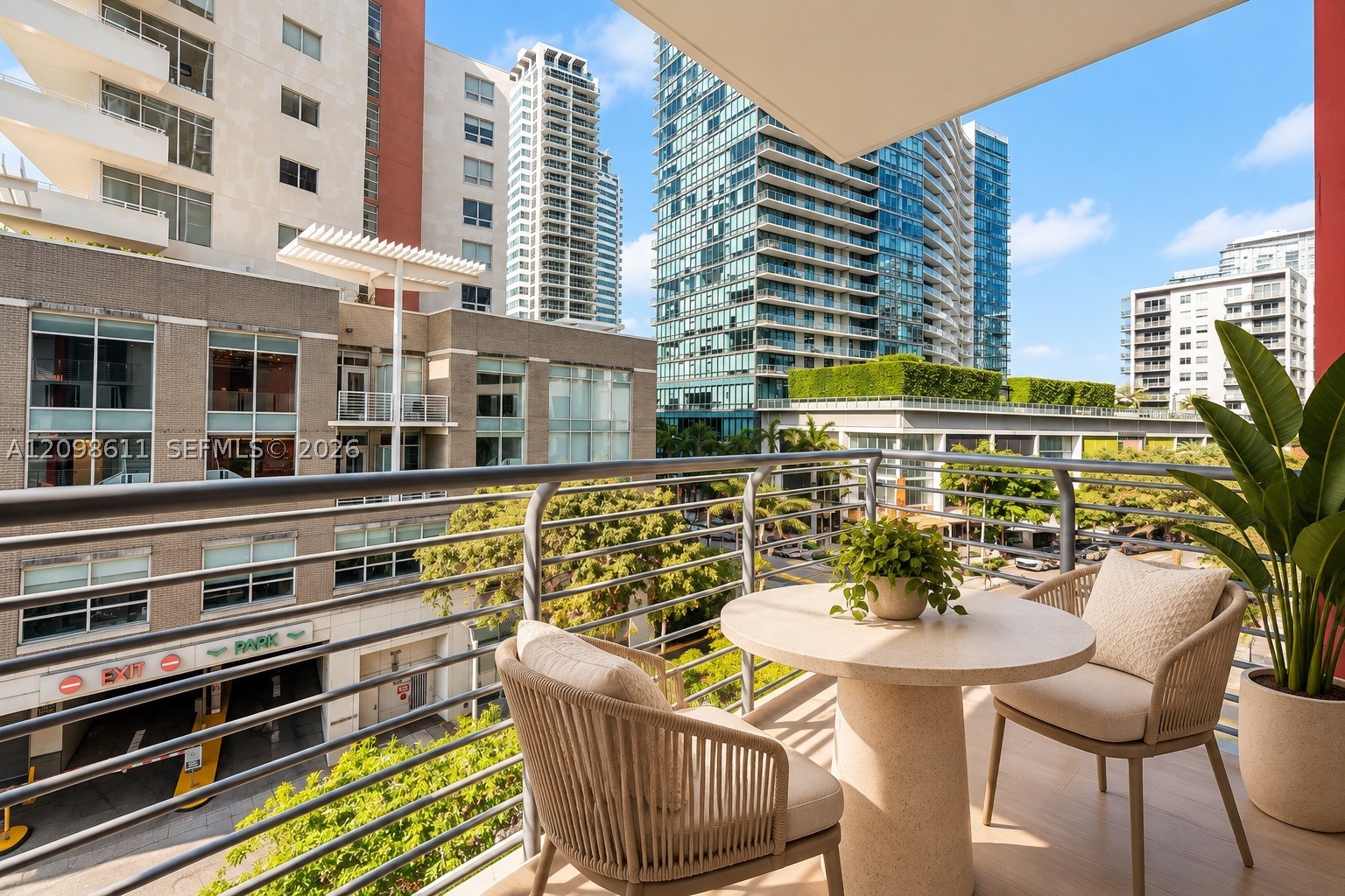 image The Standard Residences Midtown Miami6