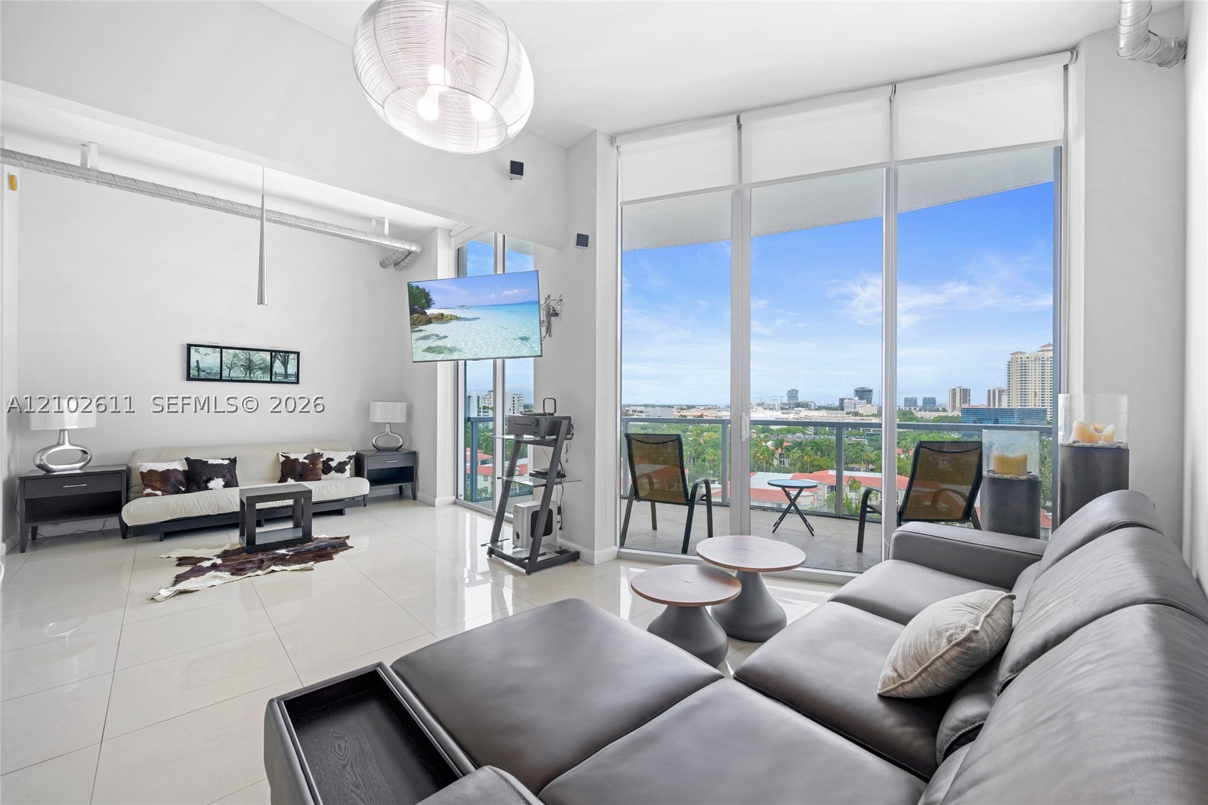 image Uptown Marina Lofts0