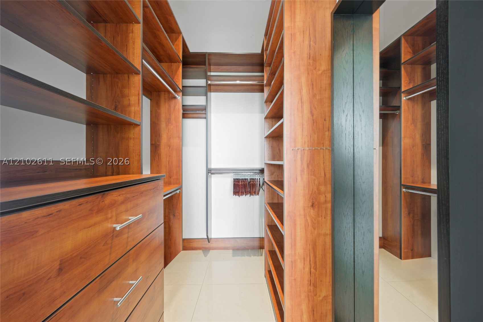image Uptown Marina Lofts13