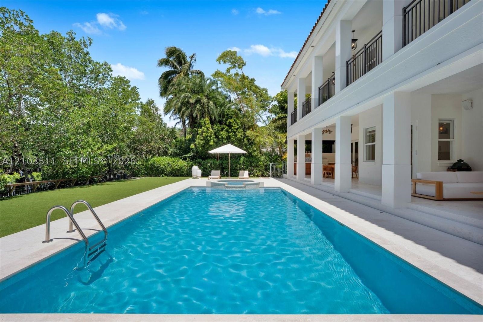 119 Paloma Dr Coral Gables, FL 33143