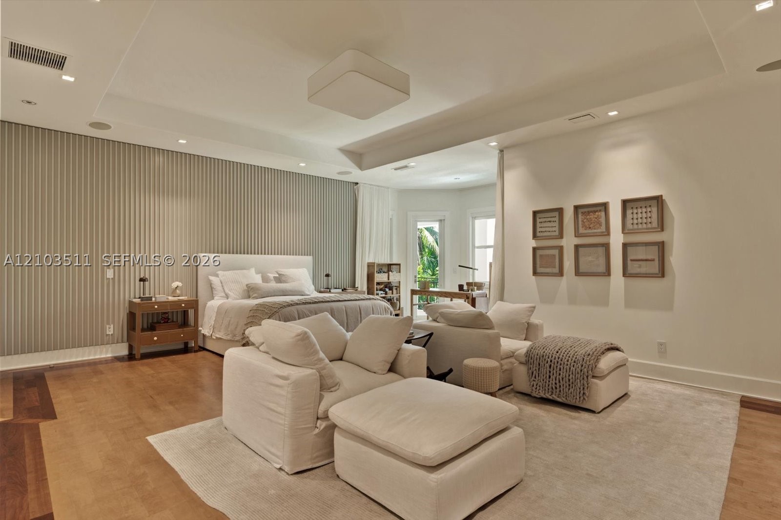 119 Paloma Dr Coral Gables, FL 33143