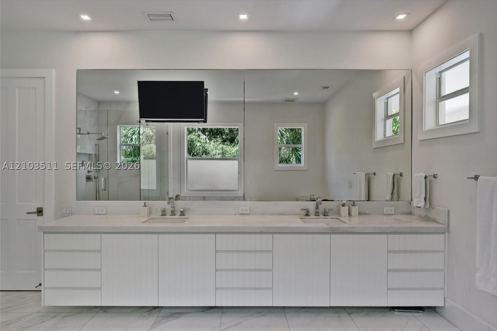 119 Paloma Dr Coral Gables, FL 33143