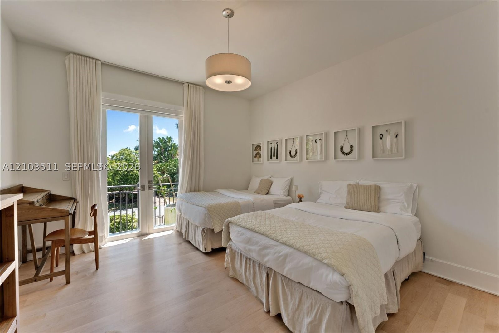 119 Paloma Dr Coral Gables, FL 33143