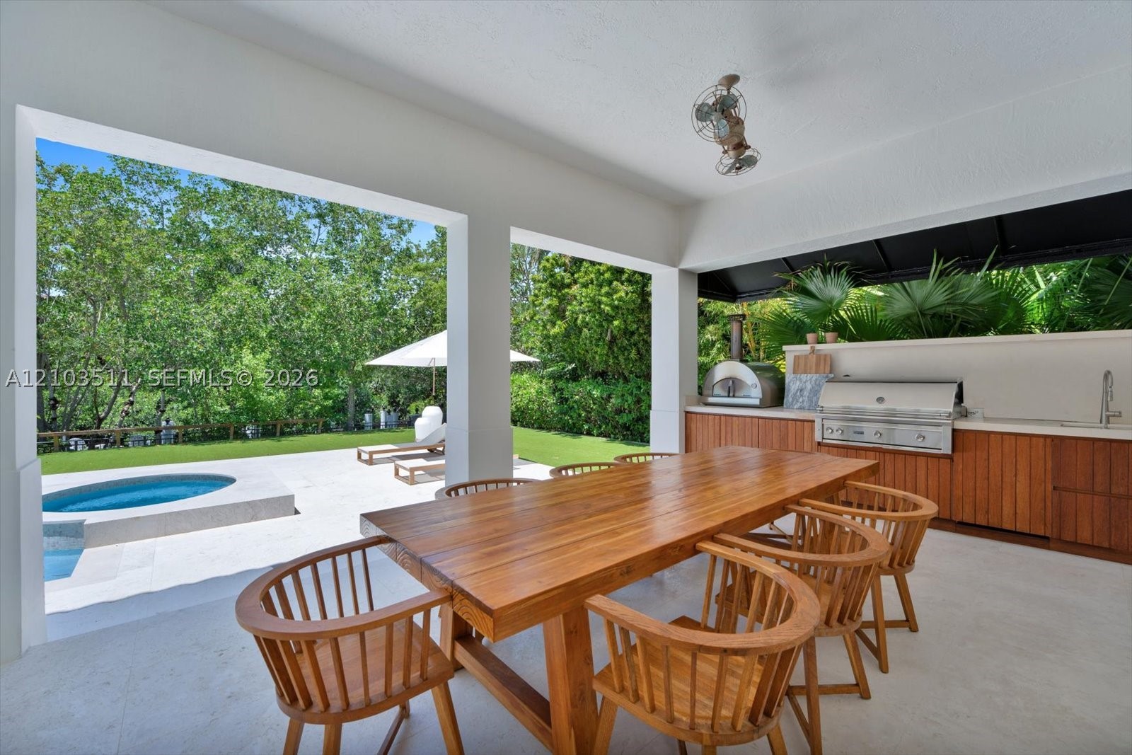 119 Paloma Dr Coral Gables, FL 33143