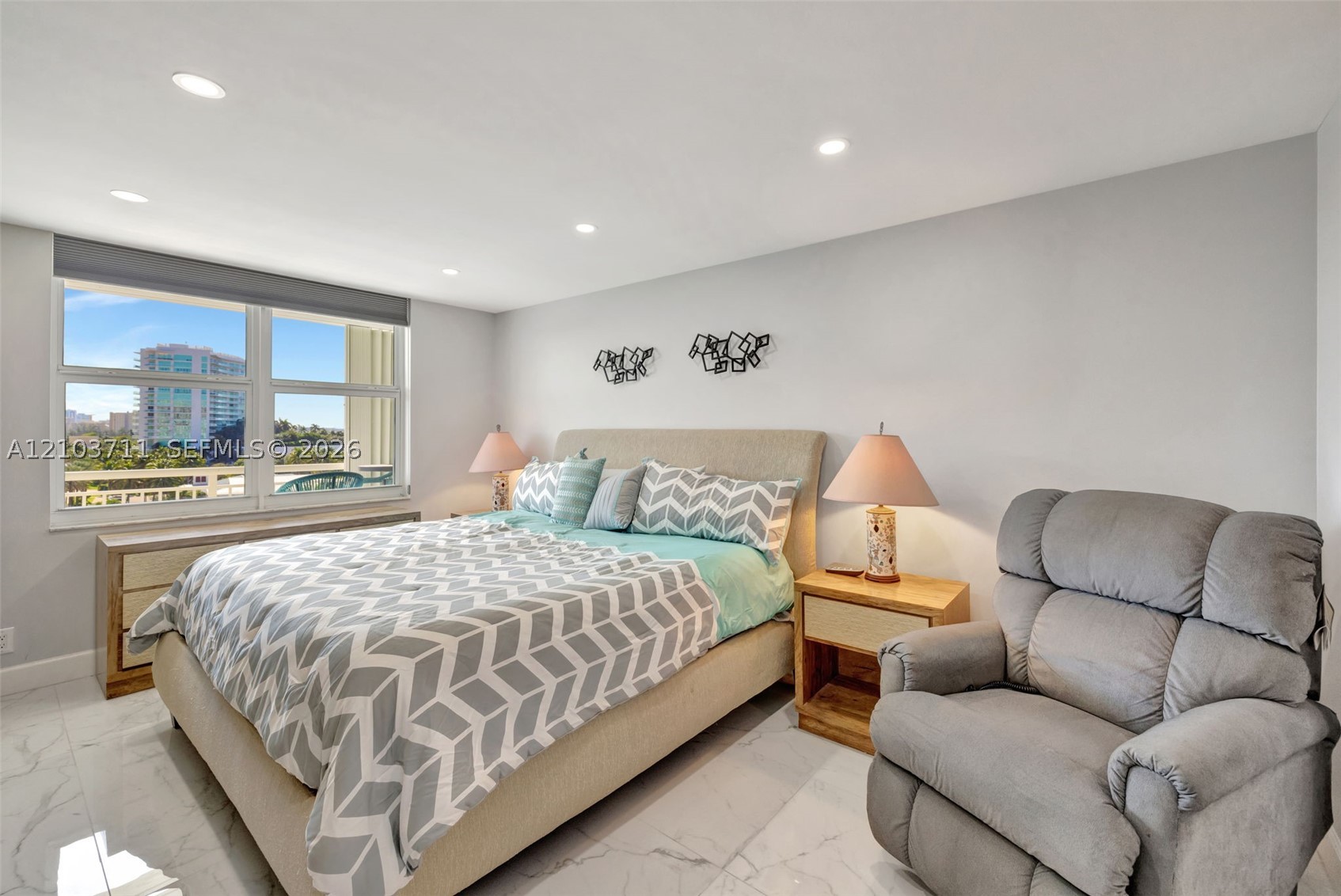 201 N Ocean Blvd #904 Pompano Beach, FL 33062