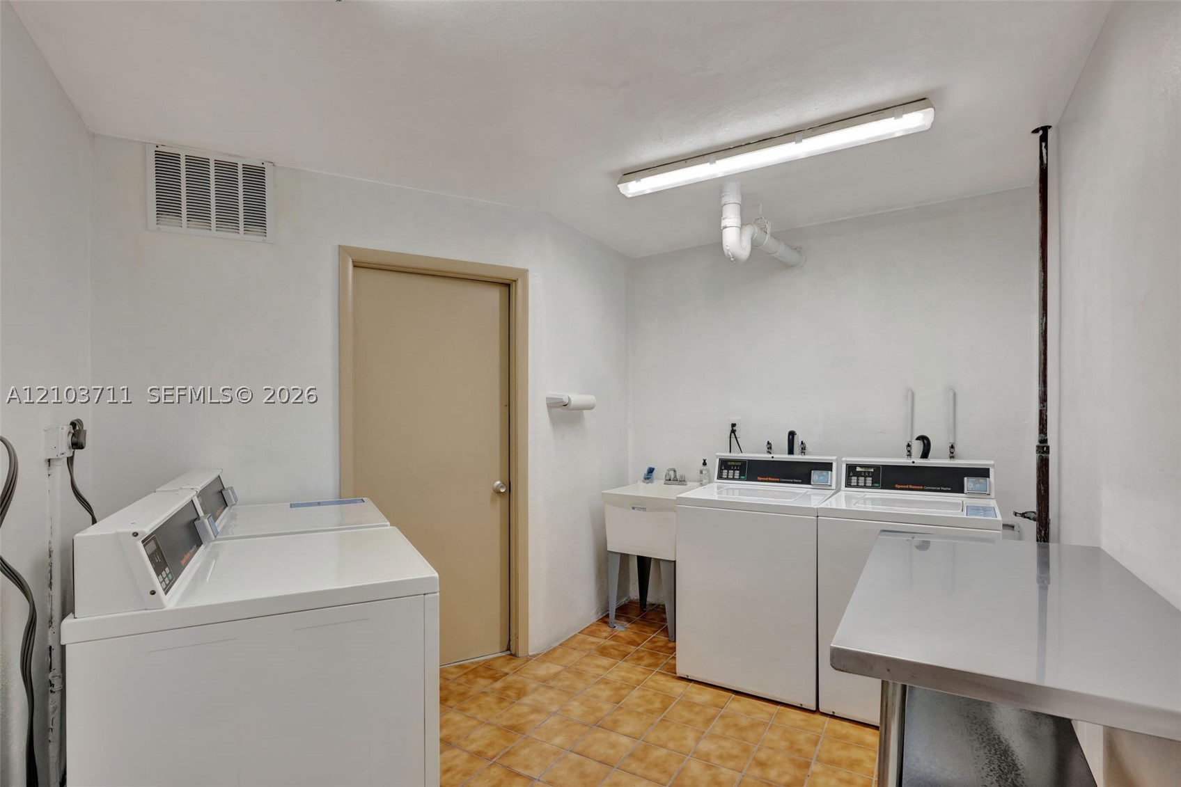 201 N Ocean Blvd #904 Pompano Beach, FL 33062