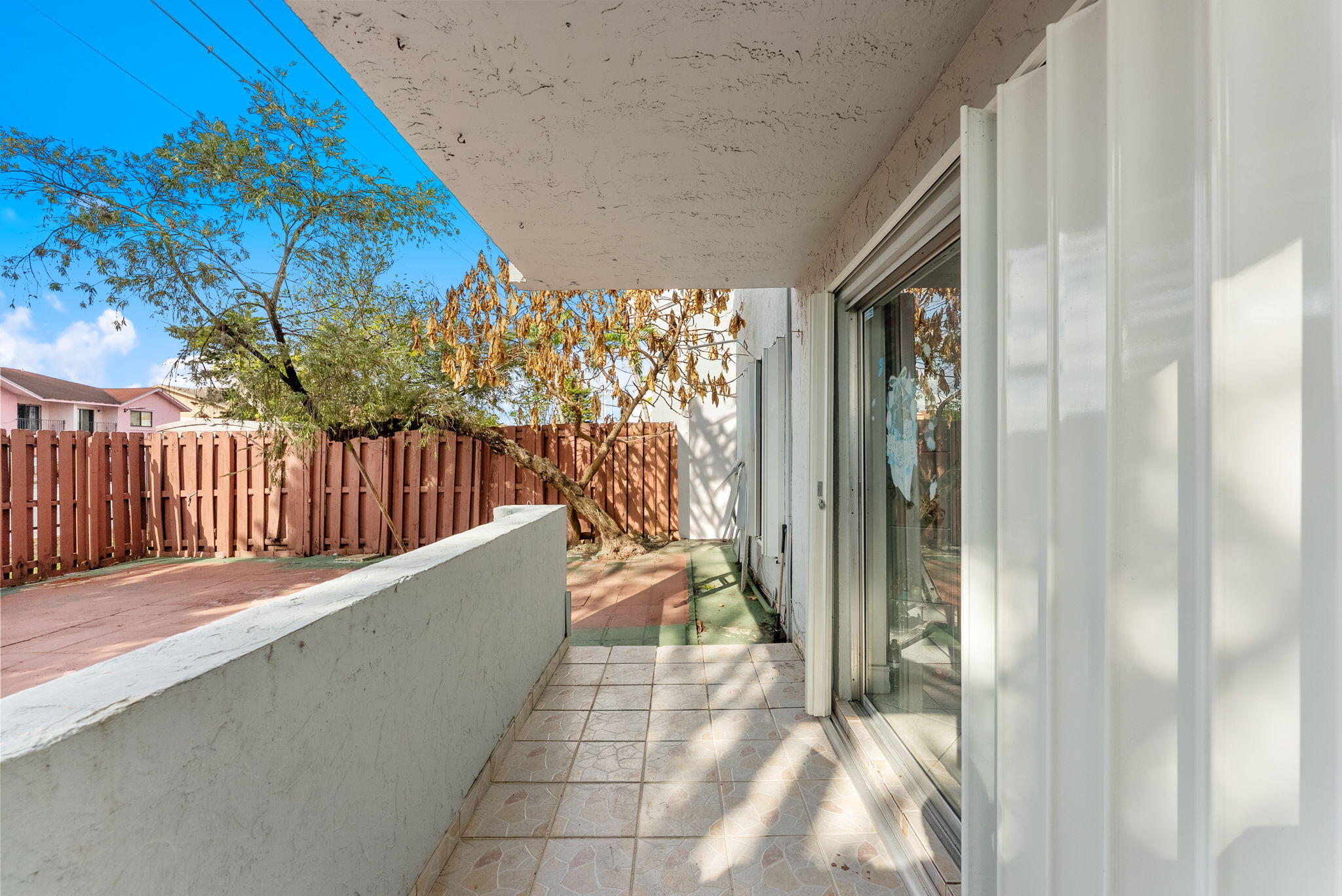 1725 W 60th #F126 Hialeah, FL 33012