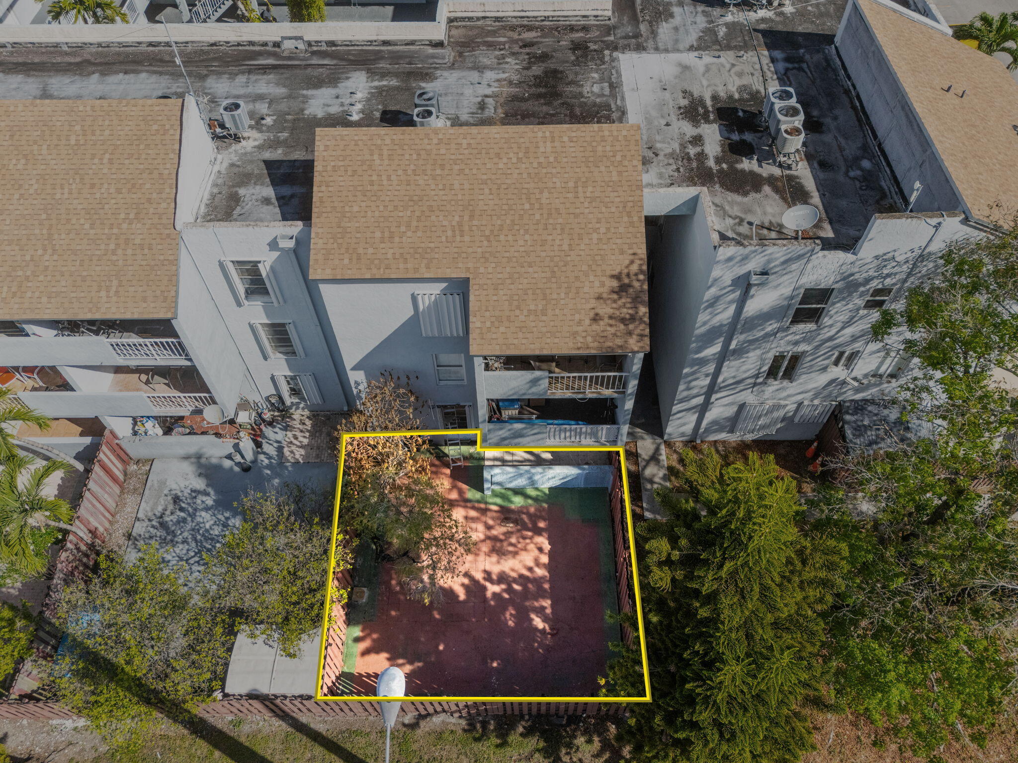 1725 W 60th #F126 Hialeah, FL 33012