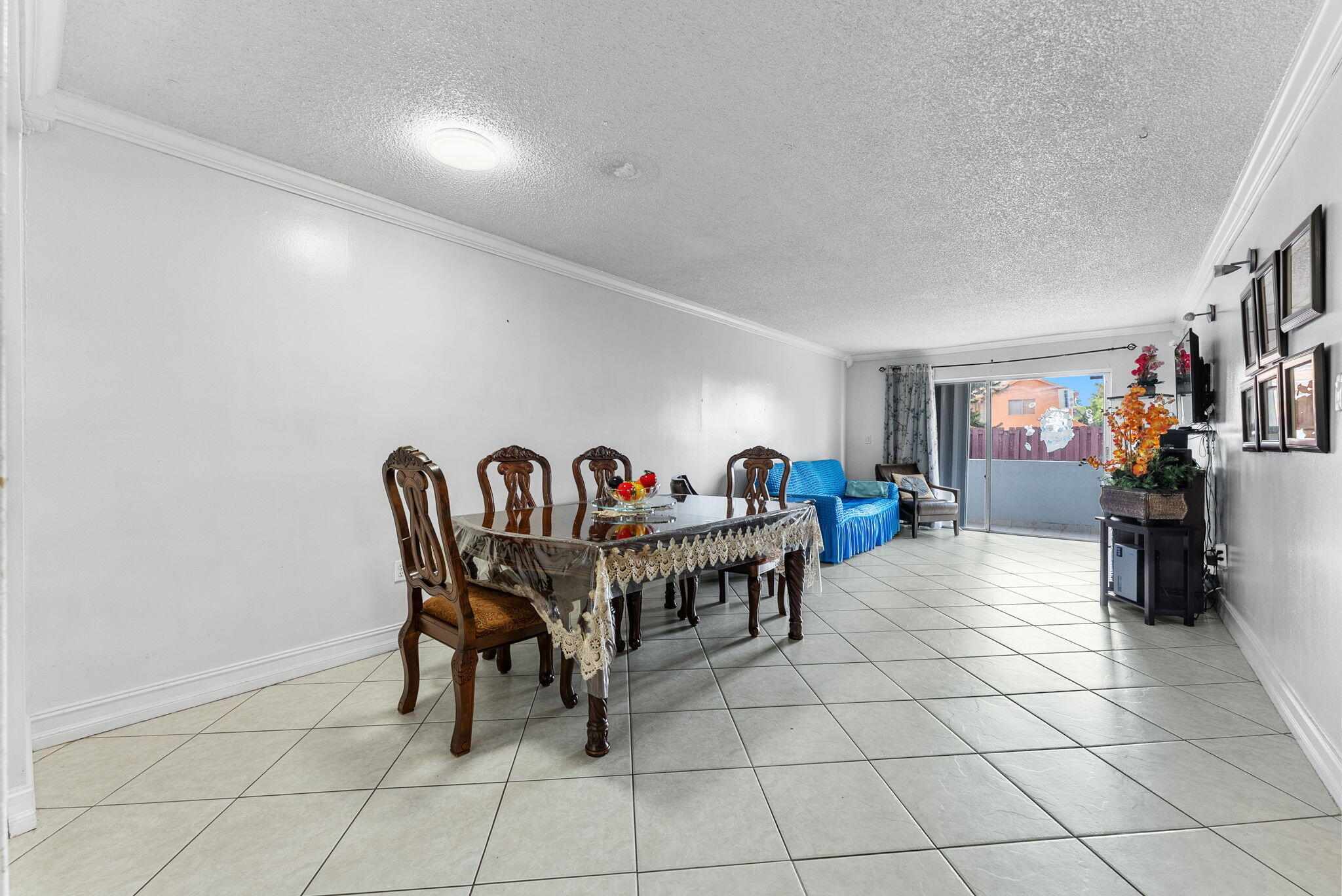 1725 W 60th #F126 Hialeah, FL 33012