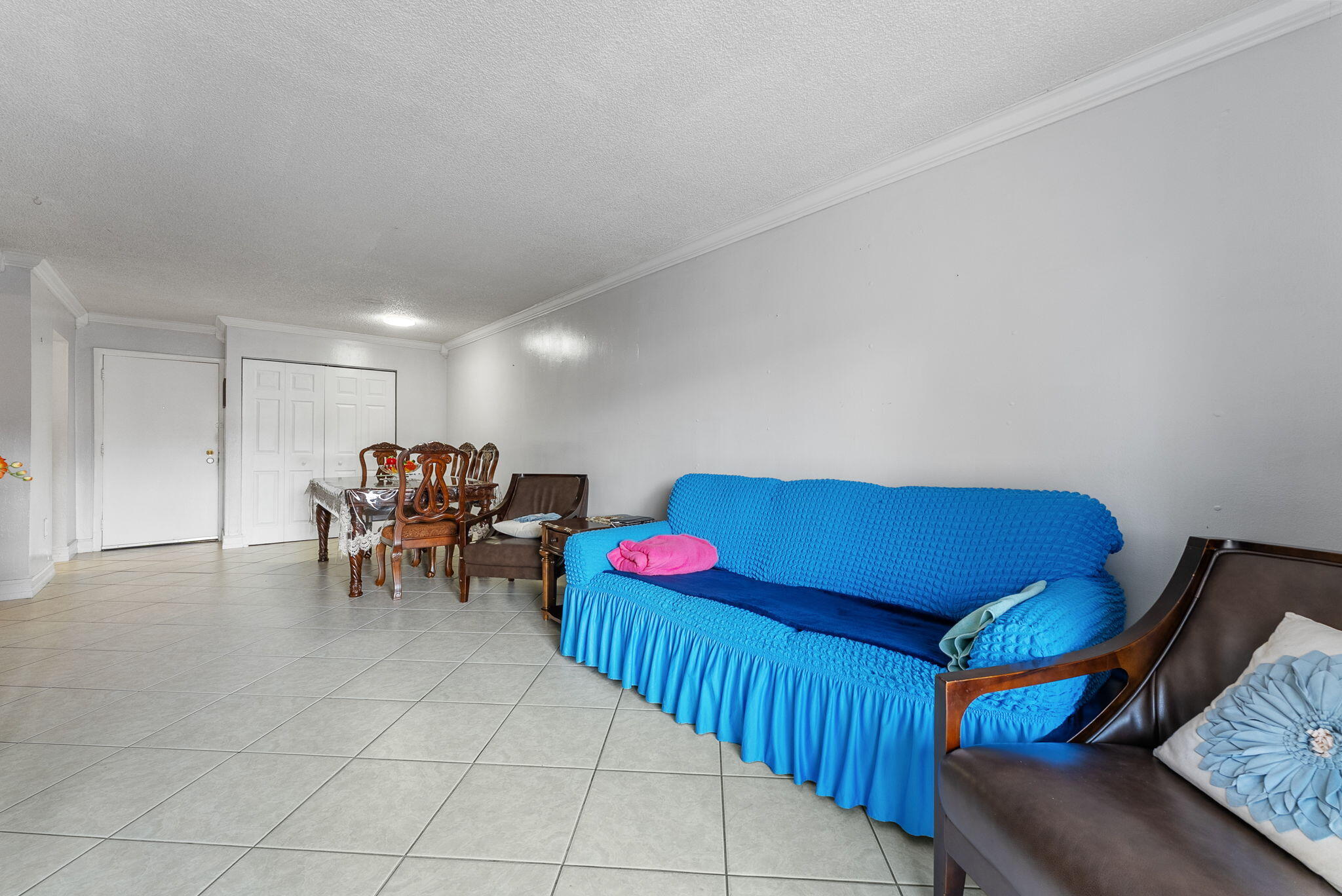 1725 W 60th #F126 Hialeah, FL 33012