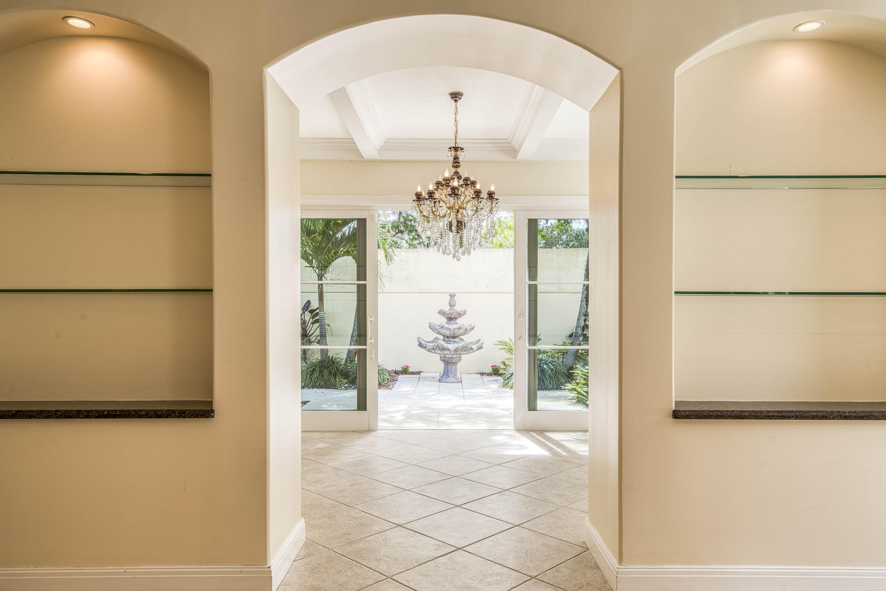 190 S Hampton Jupiter, FL 33458