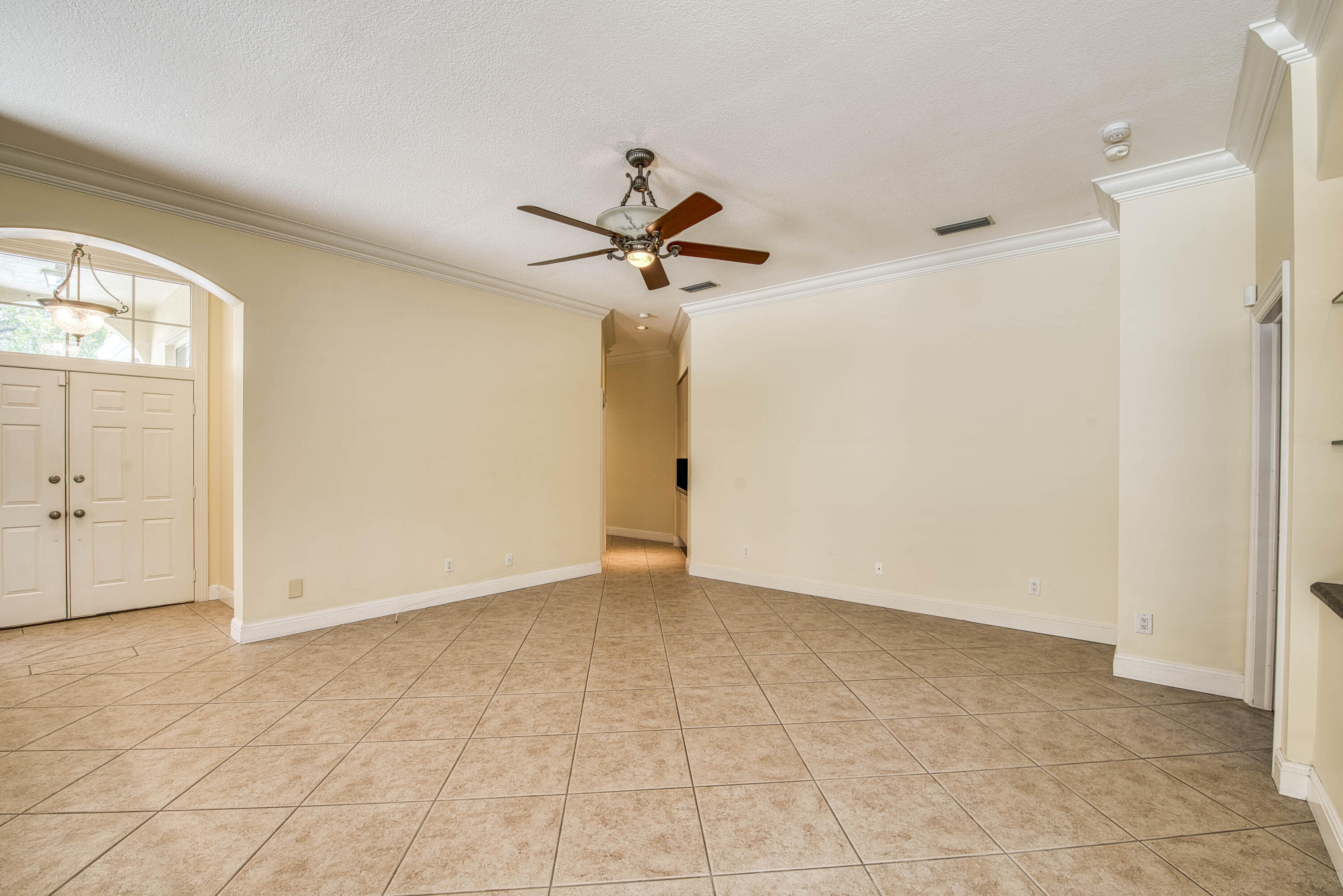 190 S Hampton Jupiter, FL 33458