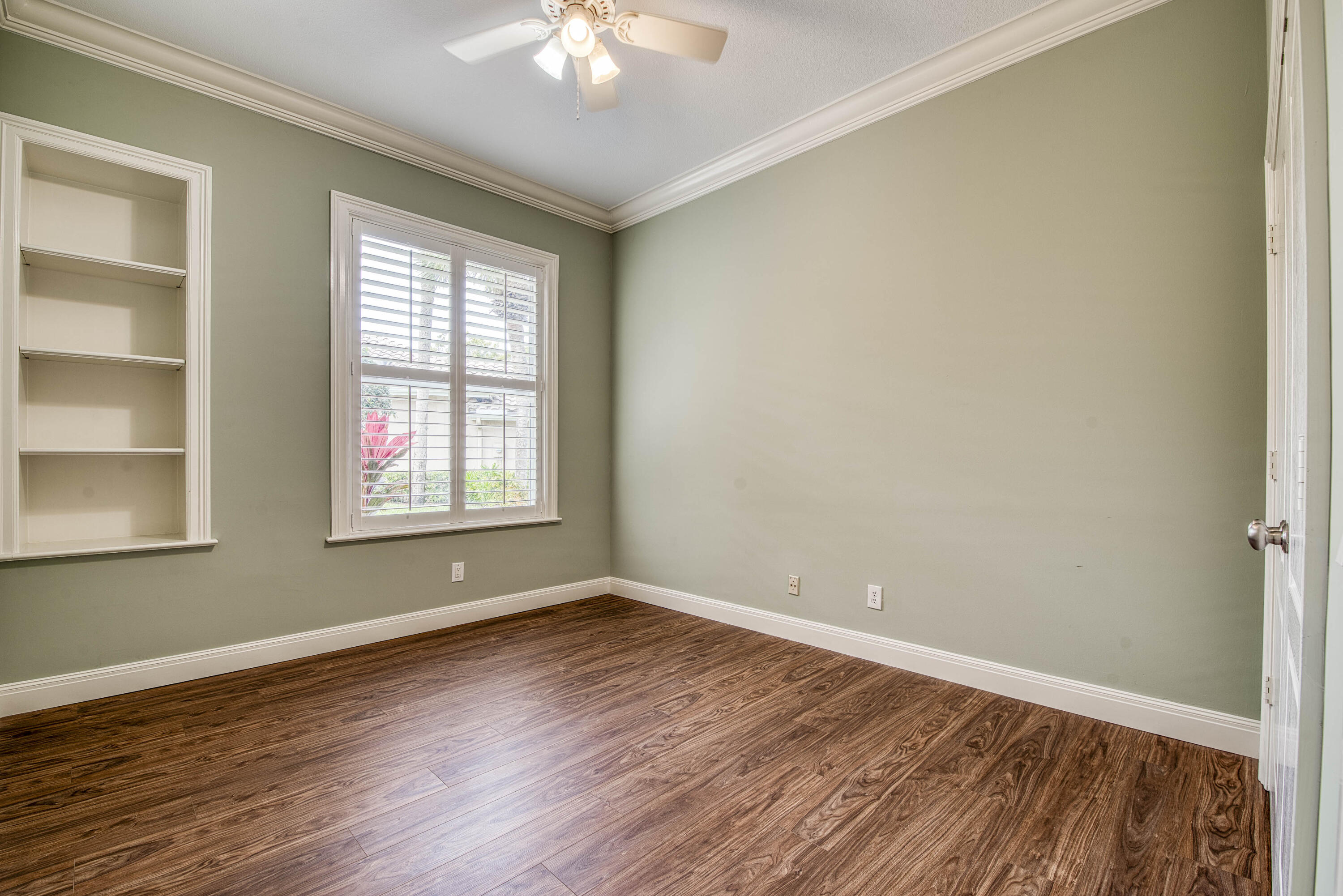 190 S Hampton Jupiter, FL 33458