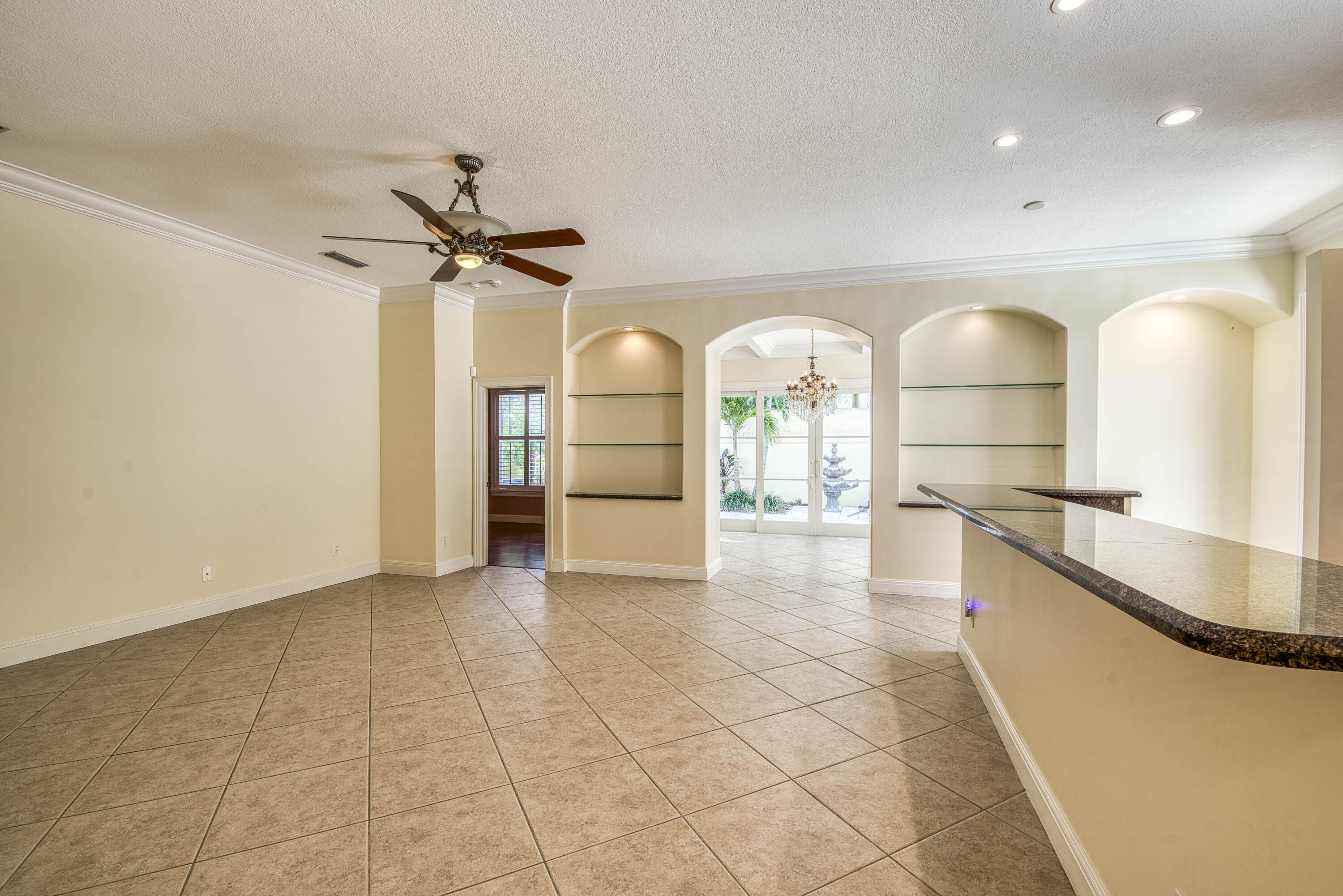 190 S Hampton Jupiter, FL 33458