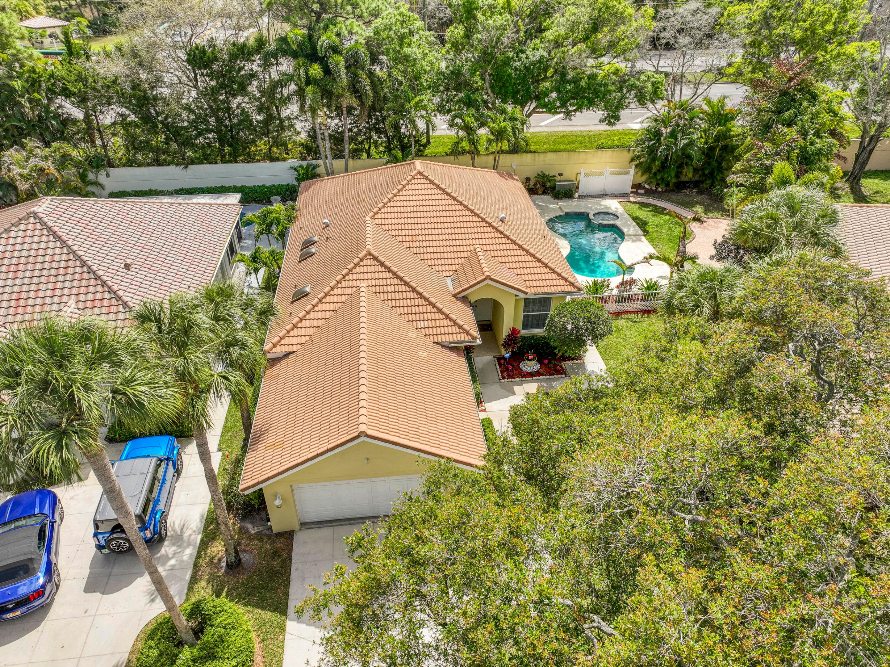 190 S Hampton Jupiter, FL 33458
