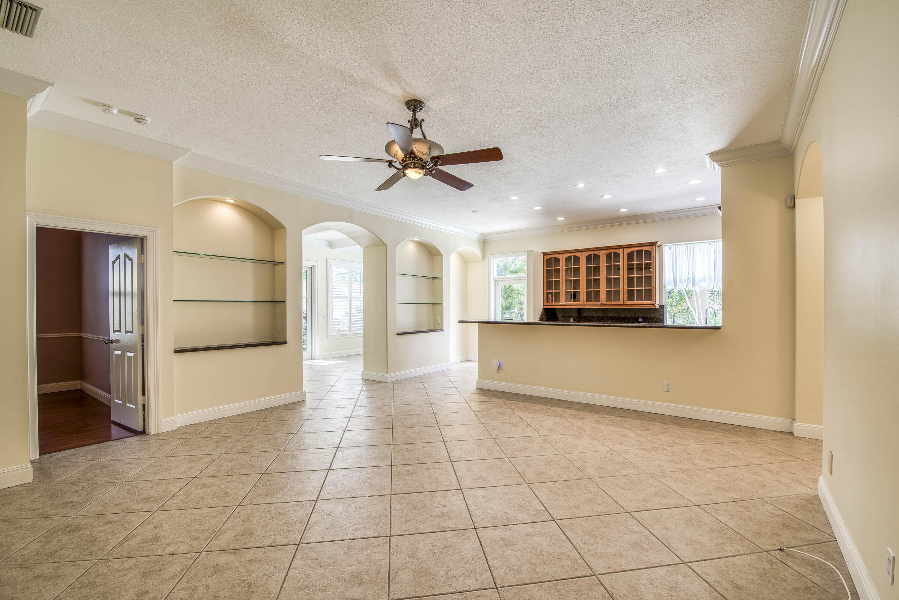 190 S Hampton Jupiter, FL 33458