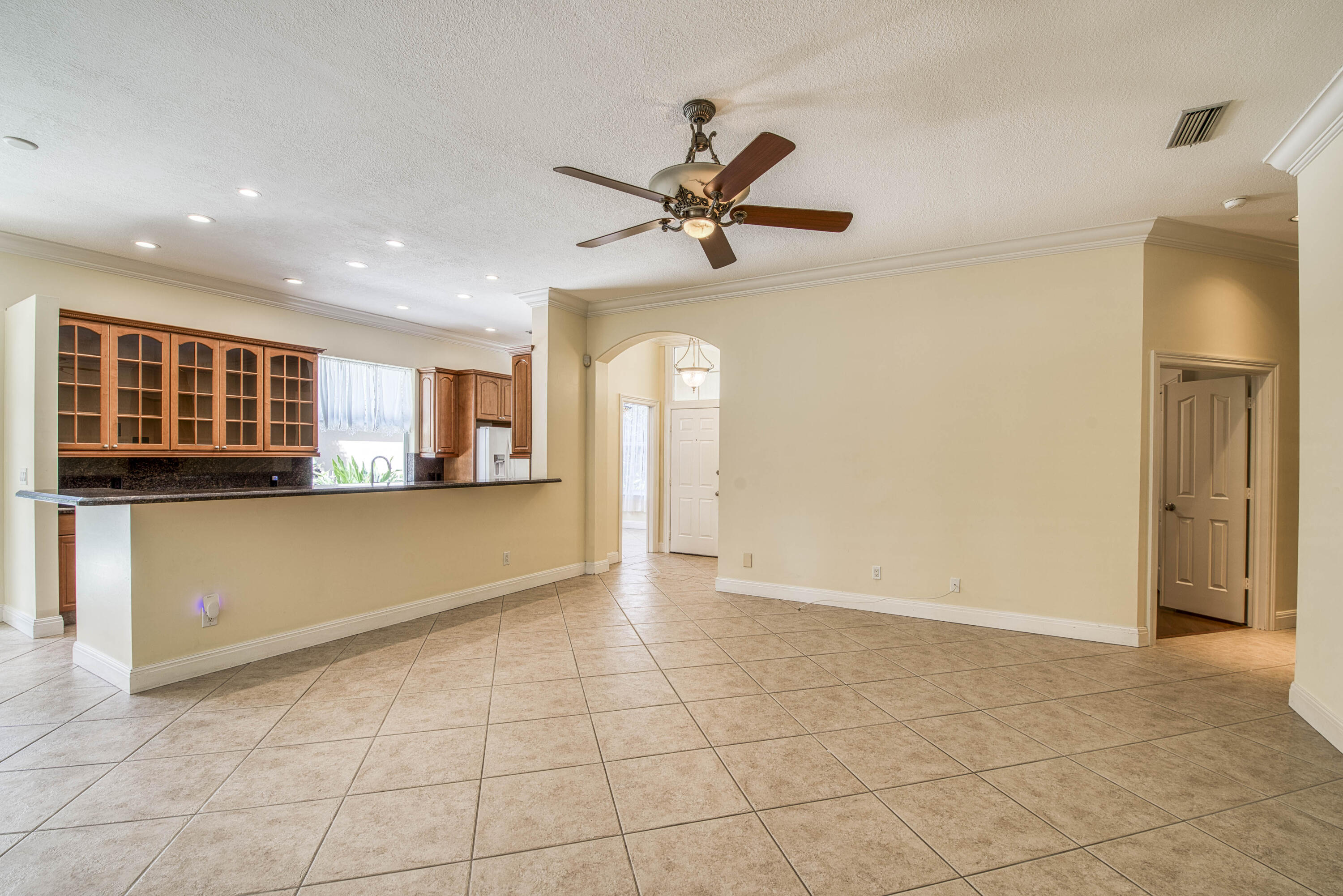 190 S Hampton Jupiter, FL 33458