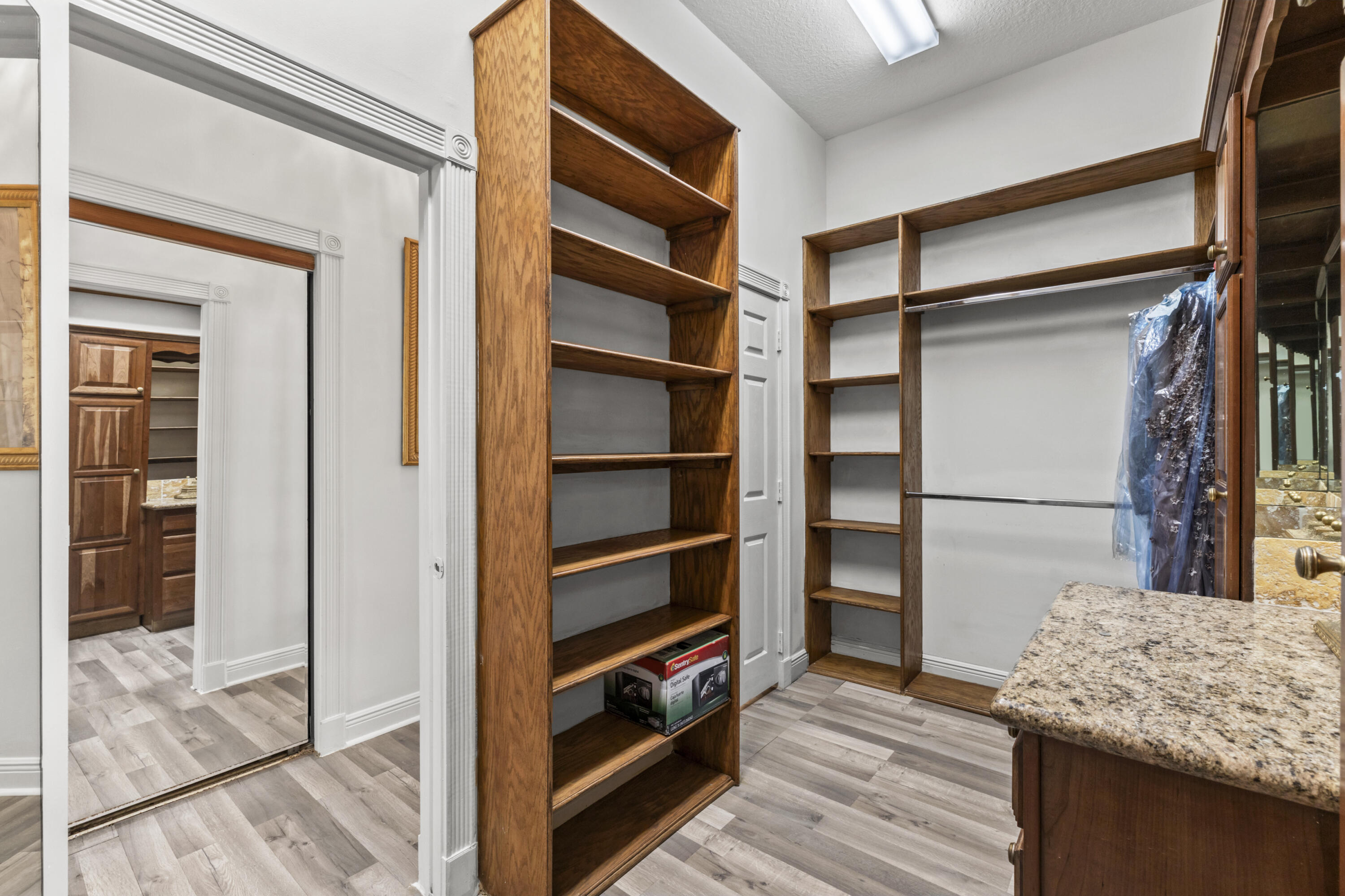 2296 Greenview Cv Wellington, FL 33414