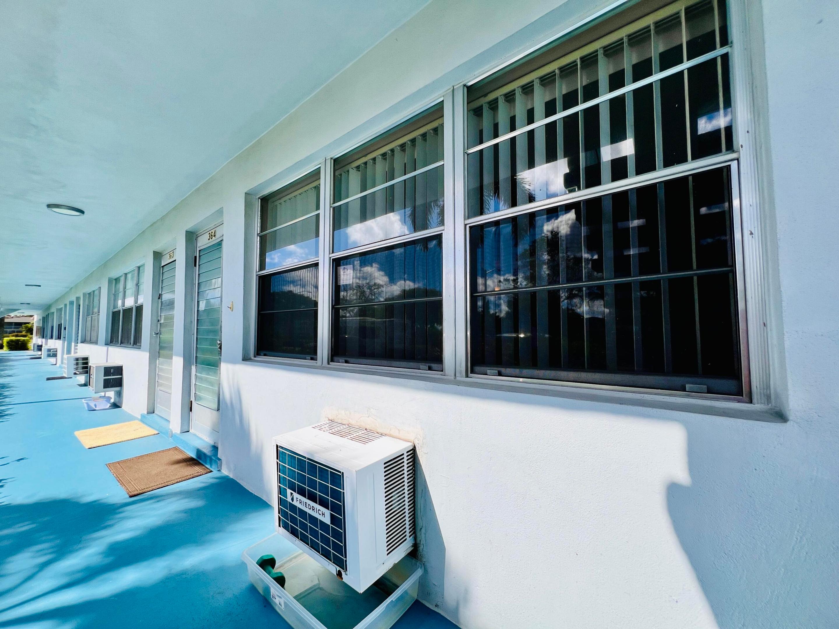 364 Camden P West Palm Beach, FL 33417