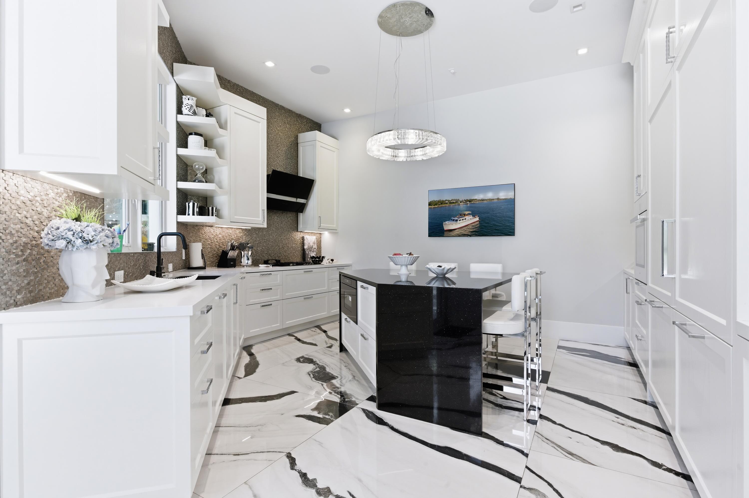 254 Atlantic Palm Beach, FL 33480