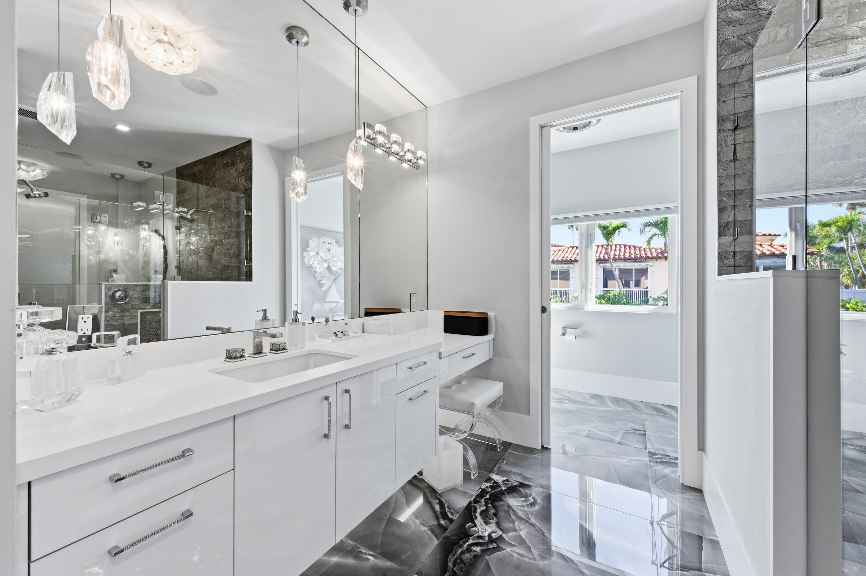 254 Atlantic Palm Beach, FL 33480