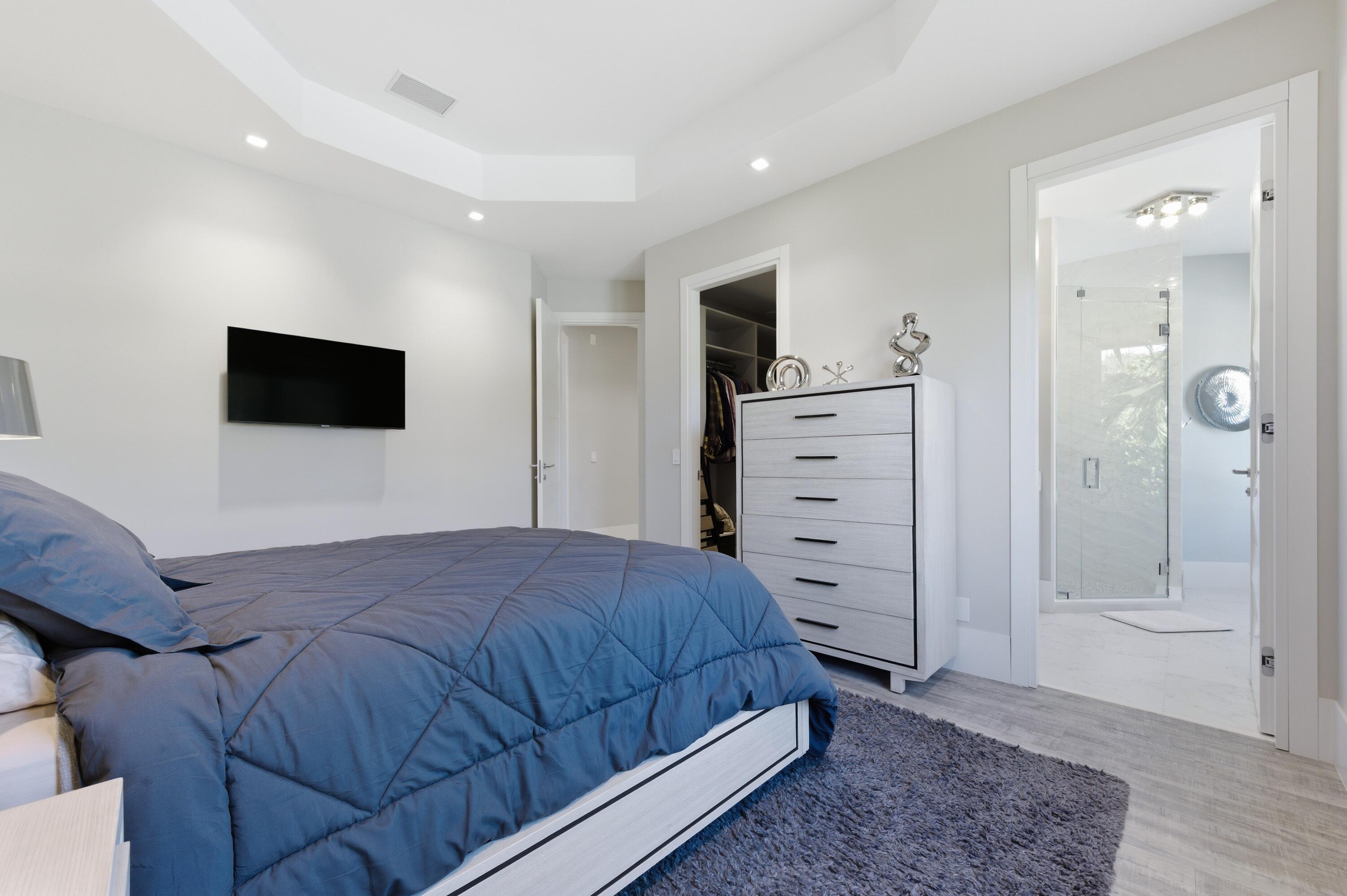 254 Atlantic Palm Beach, FL 33480