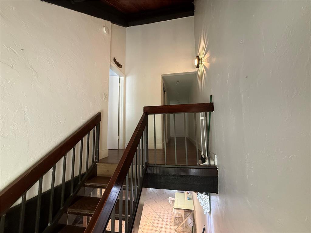 19428 NE 26th #103b Miami, FL 33180