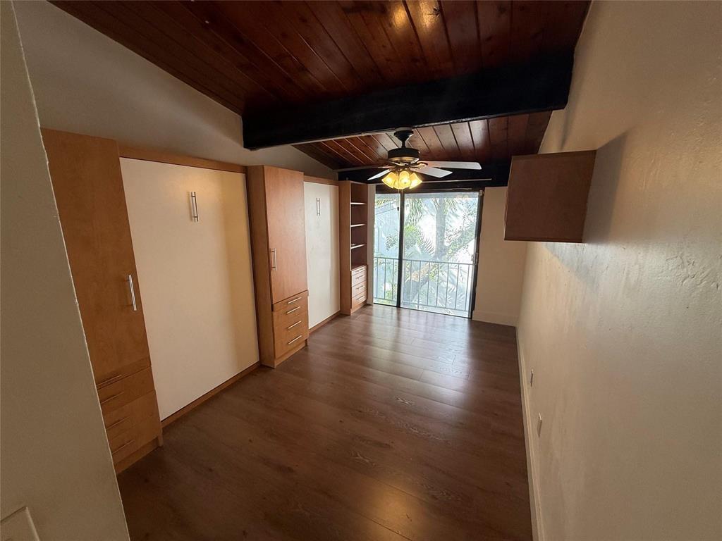 19428 NE 26th #103b Miami, FL 33180