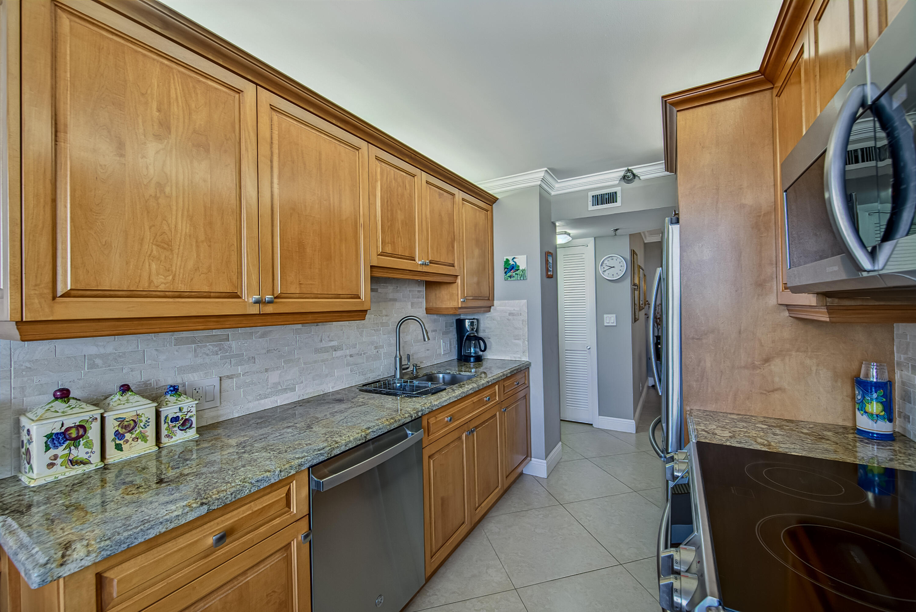 1500 N Ocean #803 Pompano Beach, FL 33062