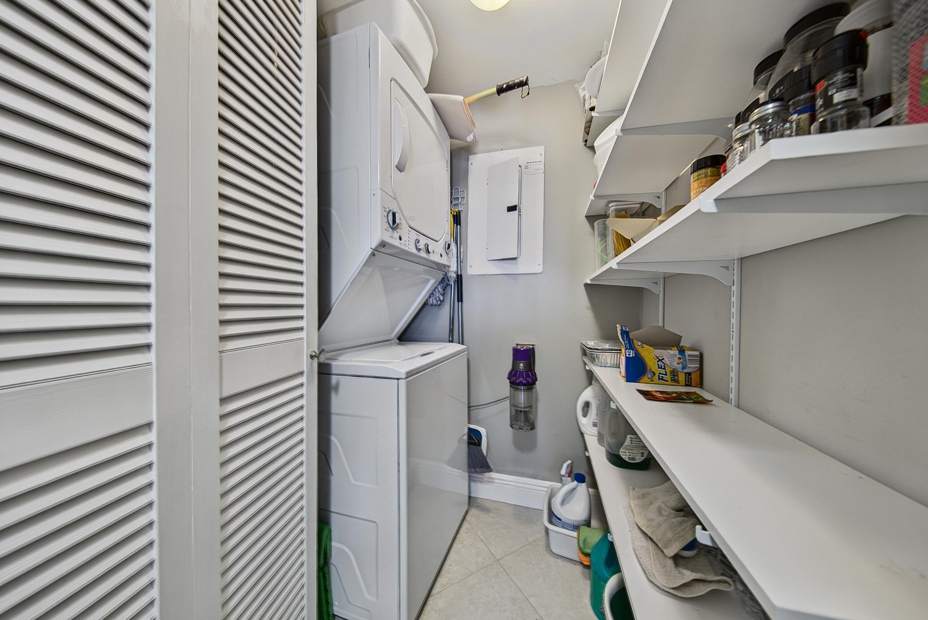 1500 N Ocean #803 Pompano Beach, FL 33062
