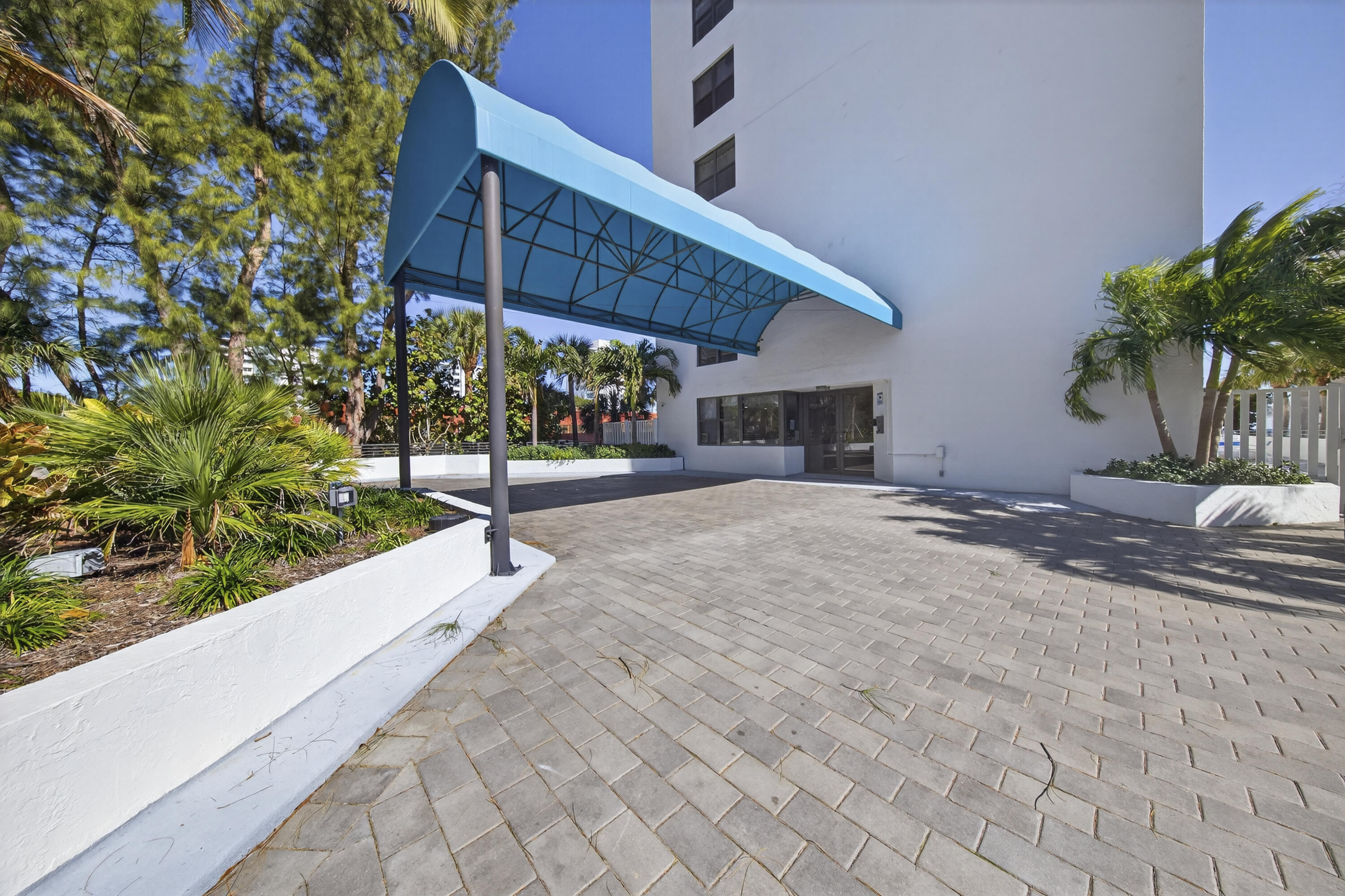 1500 N Ocean #803 Pompano Beach, FL 33062
