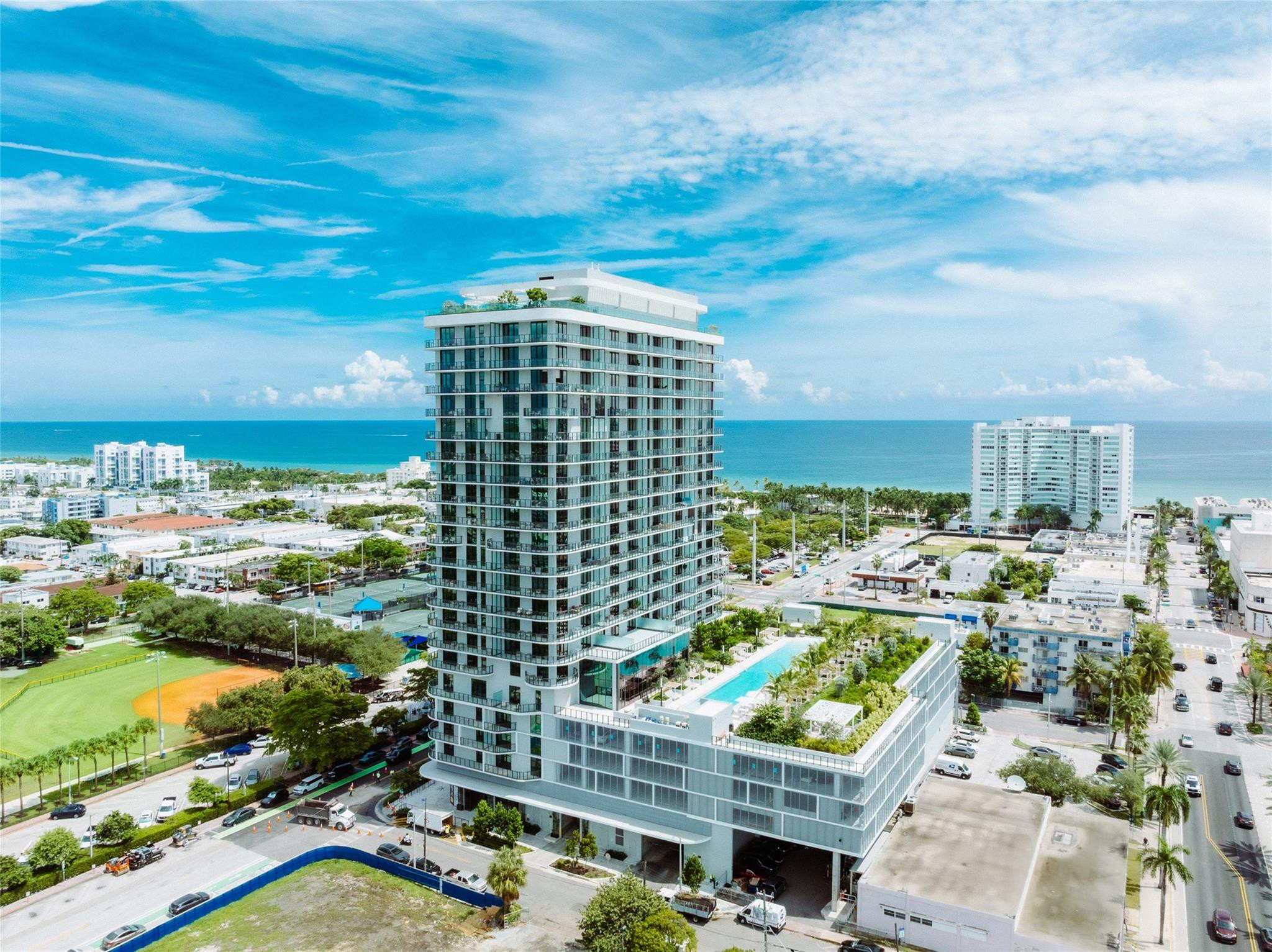 580 72nd #1413 Miami Beach, FL 33141