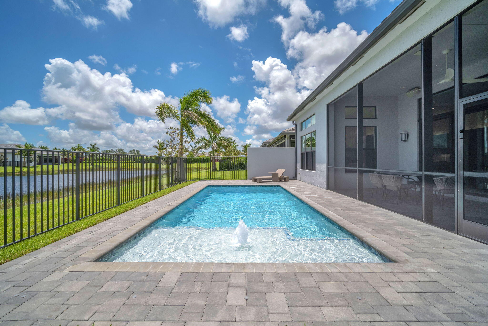 9651 Spruce Woods Boynton Beach, FL 33473