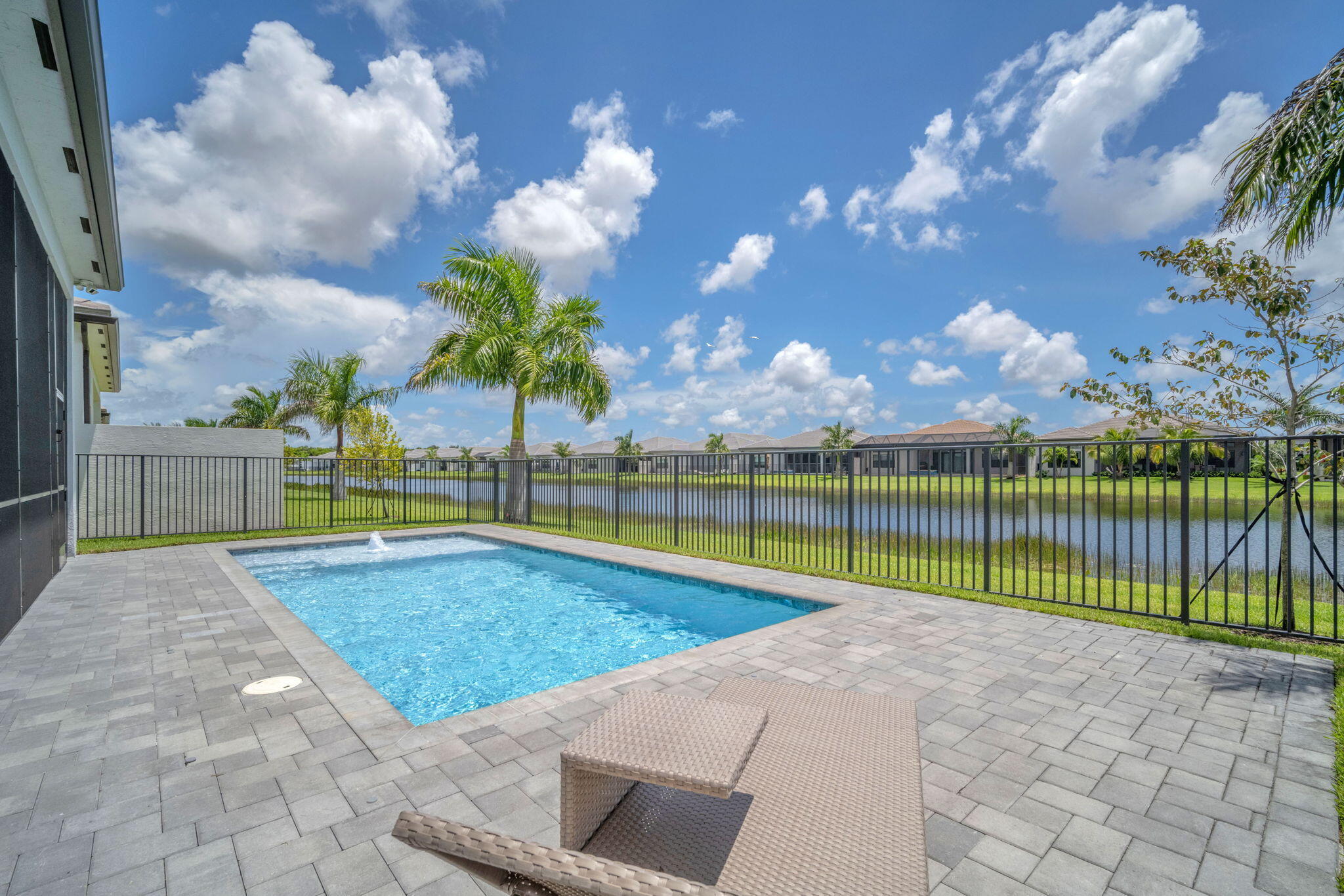 9651 Spruce Woods Boynton Beach, FL 33473