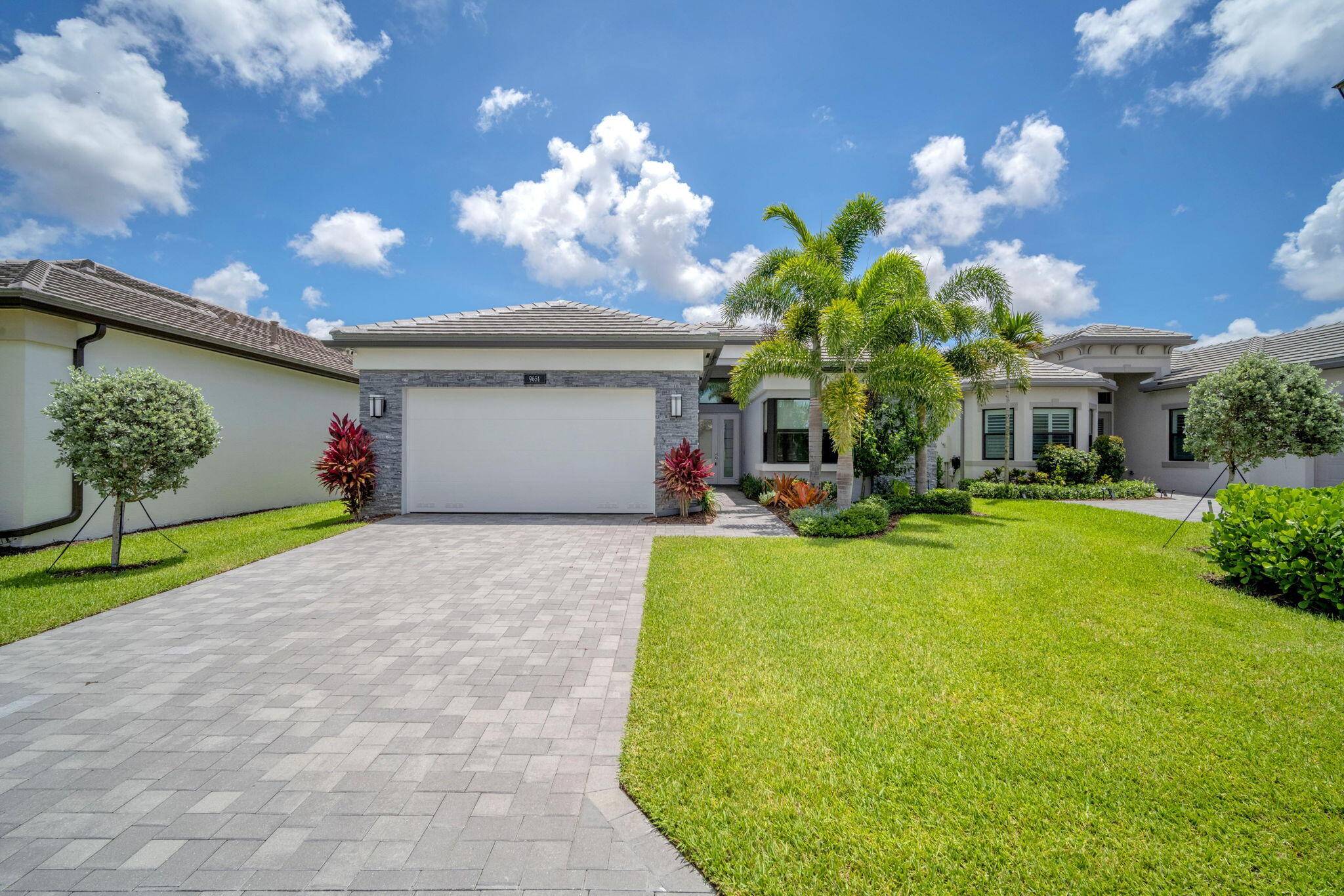 9651 Spruce Woods Boynton Beach, FL 33473