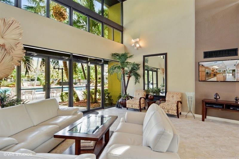 1100 SE 5th #55 Pompano Beach, FL 33060