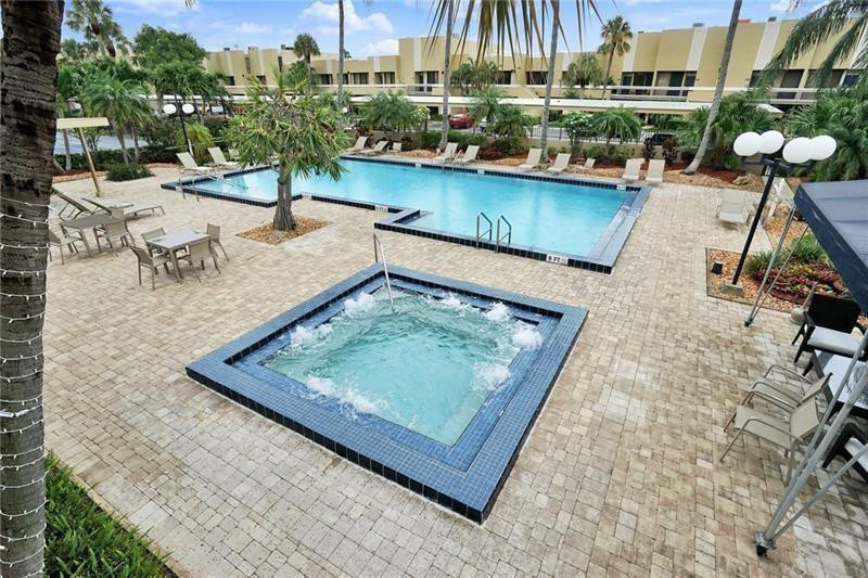 1100 SE 5th #55 Pompano Beach, FL 33060