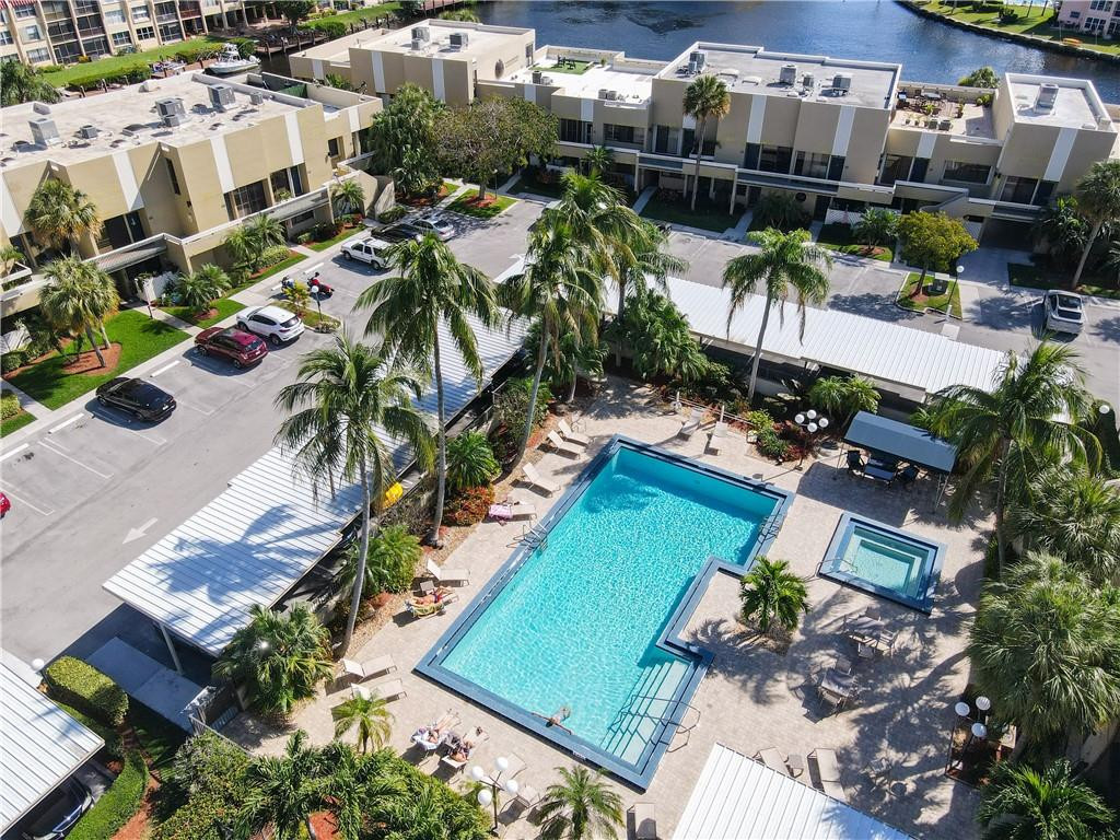 1100 SE 5th #55 Pompano Beach, FL 33060
