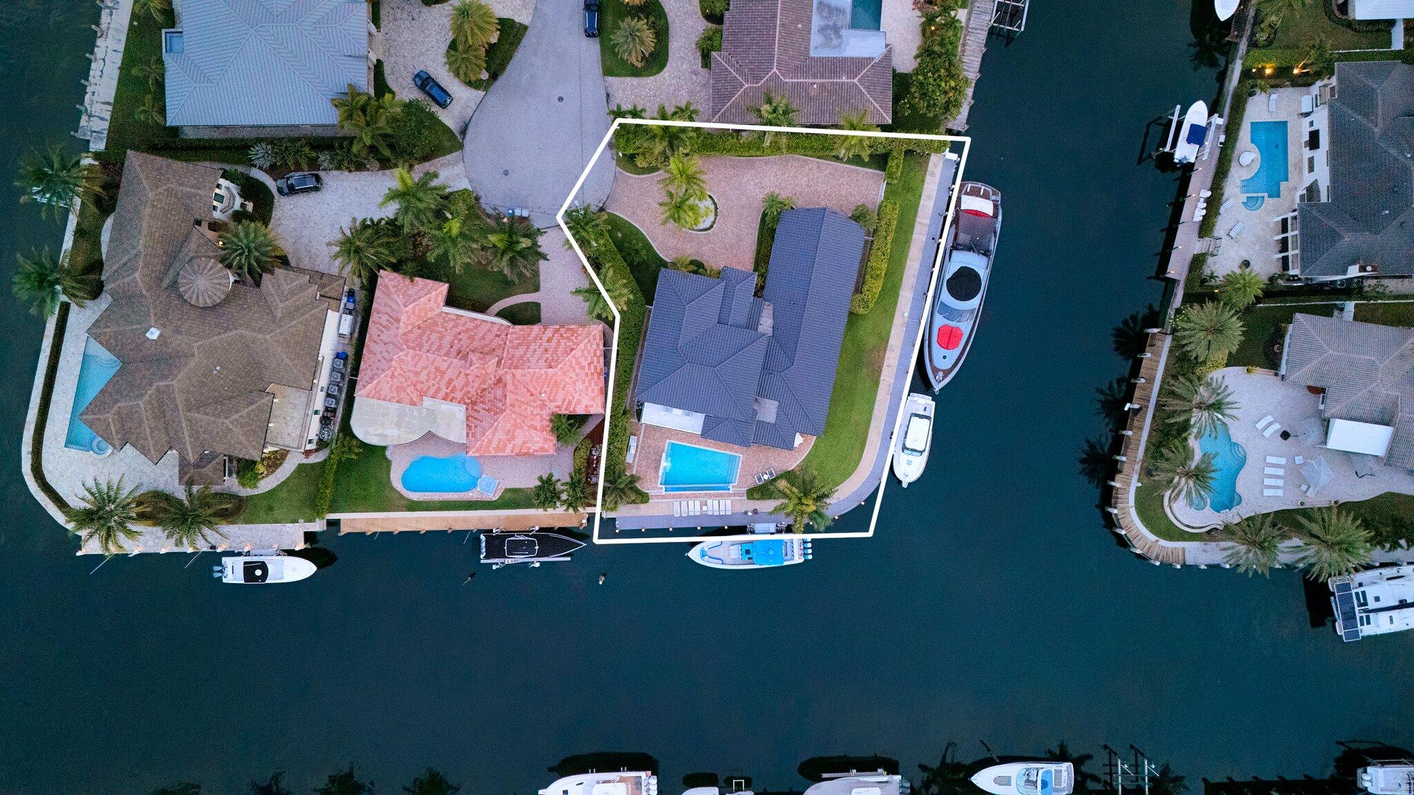 2593 SE 9th Pompano Beach, FL 33062