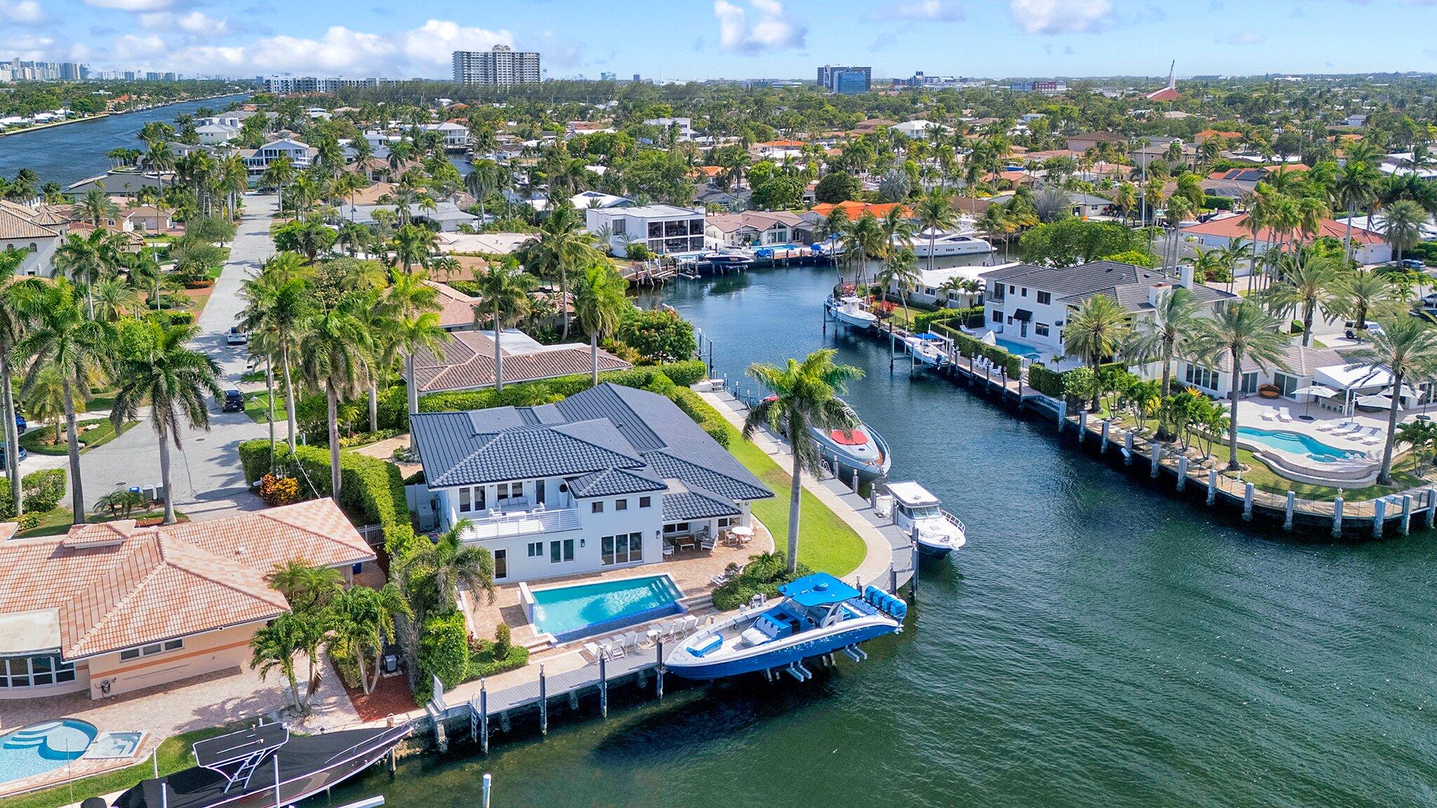 2593 SE 9th Pompano Beach, FL 33062